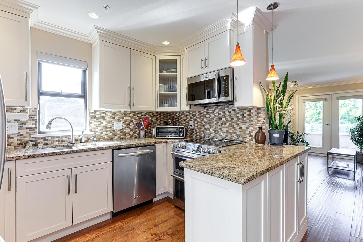 5 - 890 Broughton Street, Vancouver