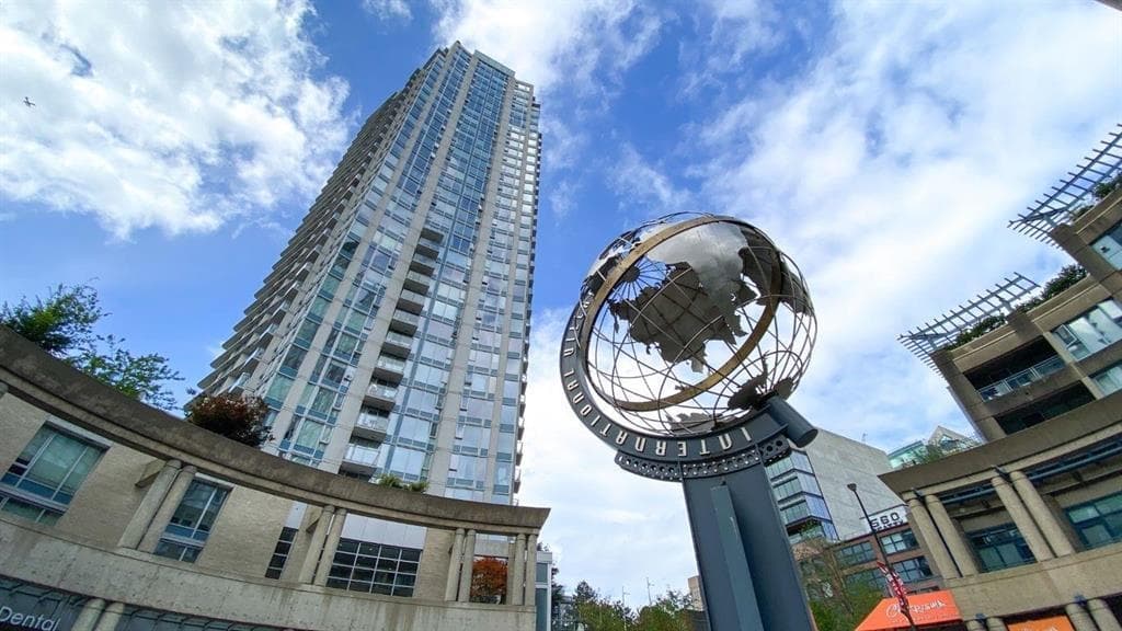 239 - 188 Keefer Place, Vancouver, V6B 0J1 — photo 4