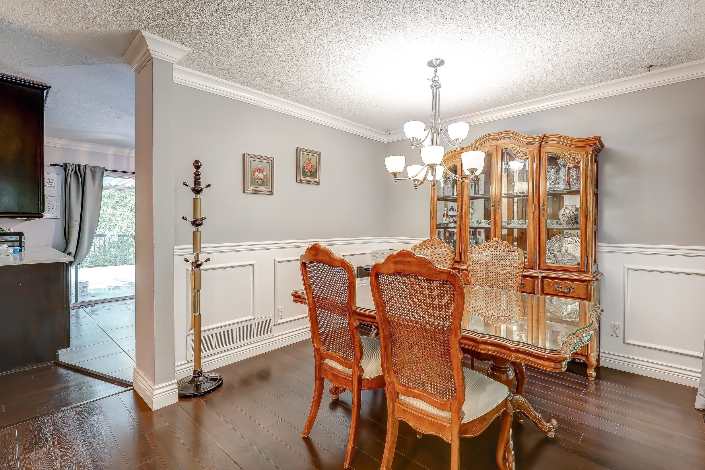 512 Mentmore Street, Coquitlam, V3J 4P6 — photo 5