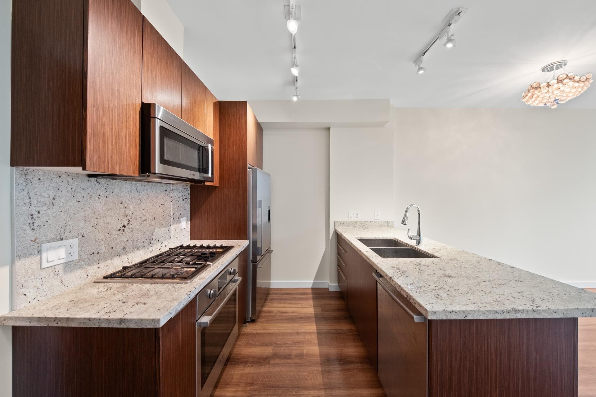 604 - 8677 Capstan Way, Richmond, V6X 0N6 — photo 4