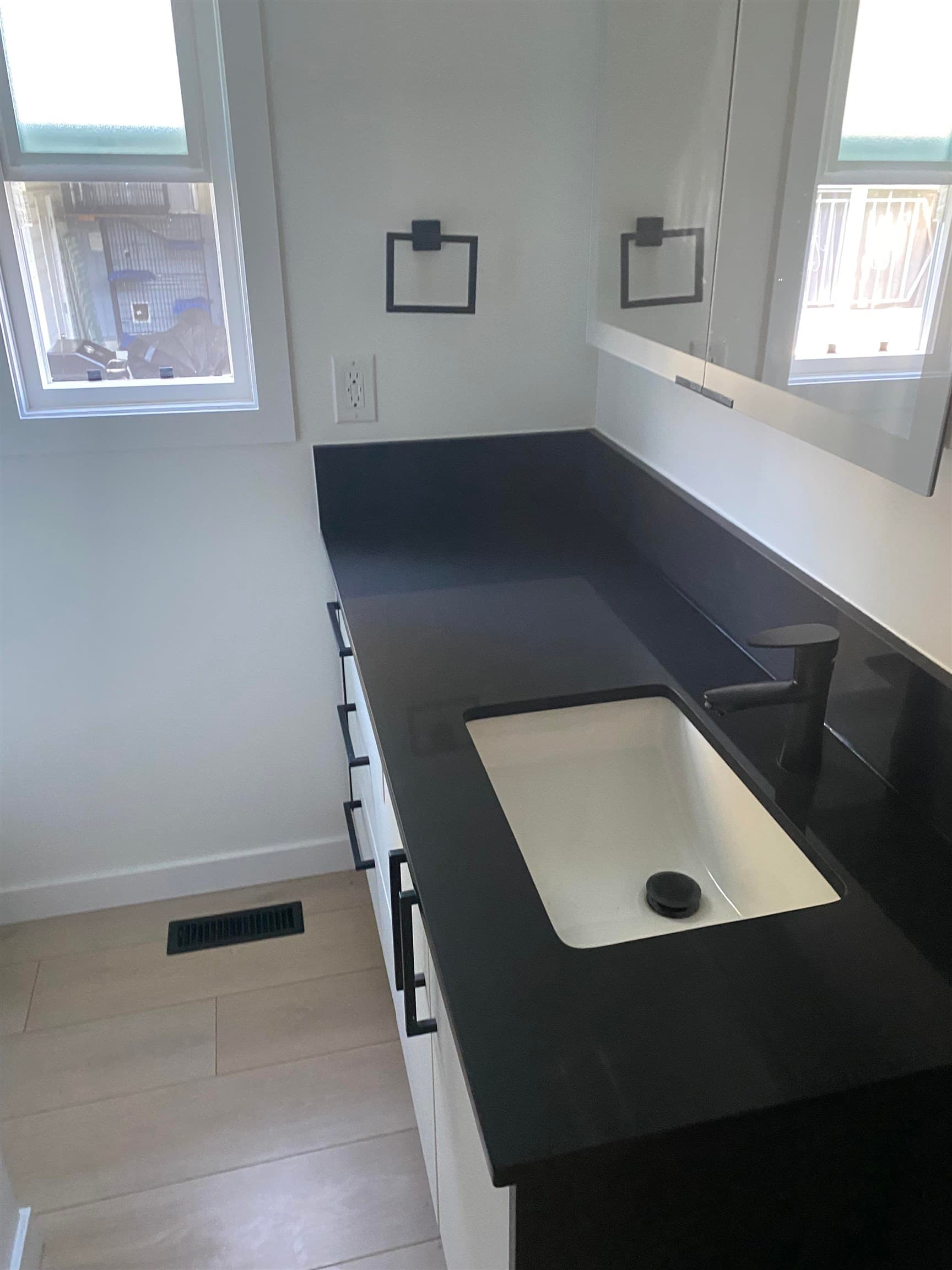 235 - 1840 160 Street, Surrey, V4A 4X4 — photo 5
