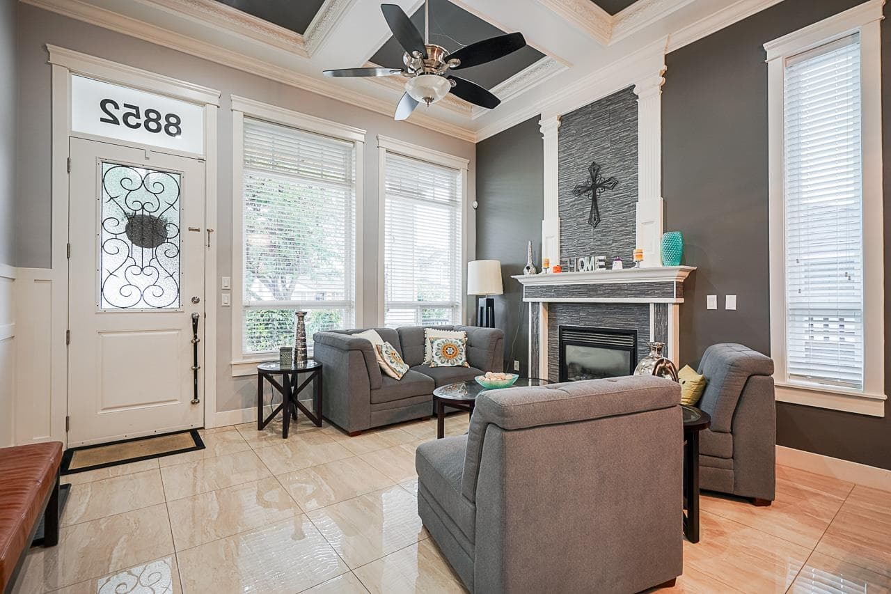 8852 118 Street, Delta, V4C 6H7 — photo 3