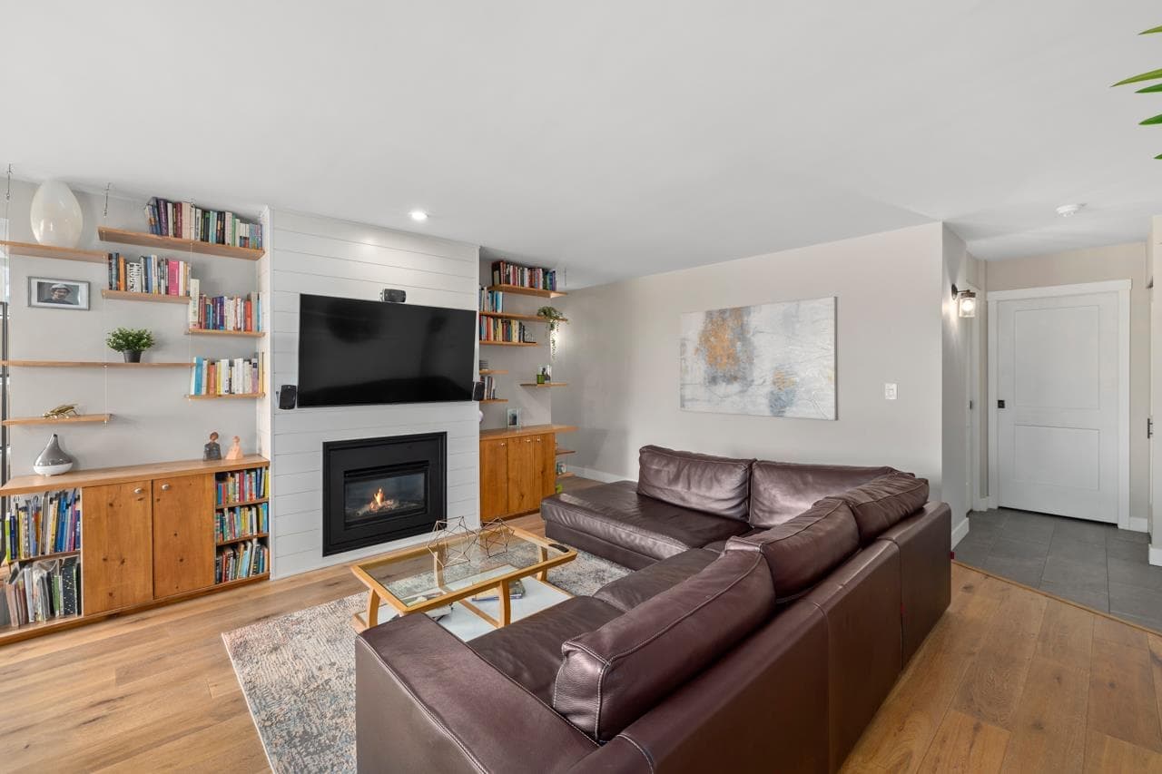 502 - 410 Carnarvon Street, New Westminster, V3L 5N9 — photo 2