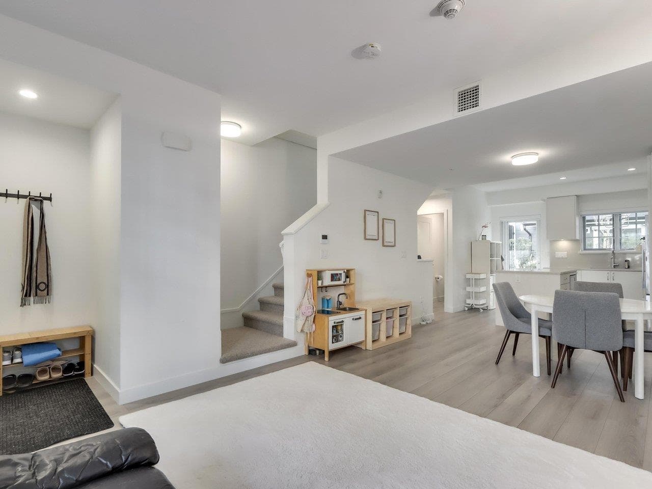 114 - 678 Fairview Street, Coquitlam, V3J 0N1 — photo 3