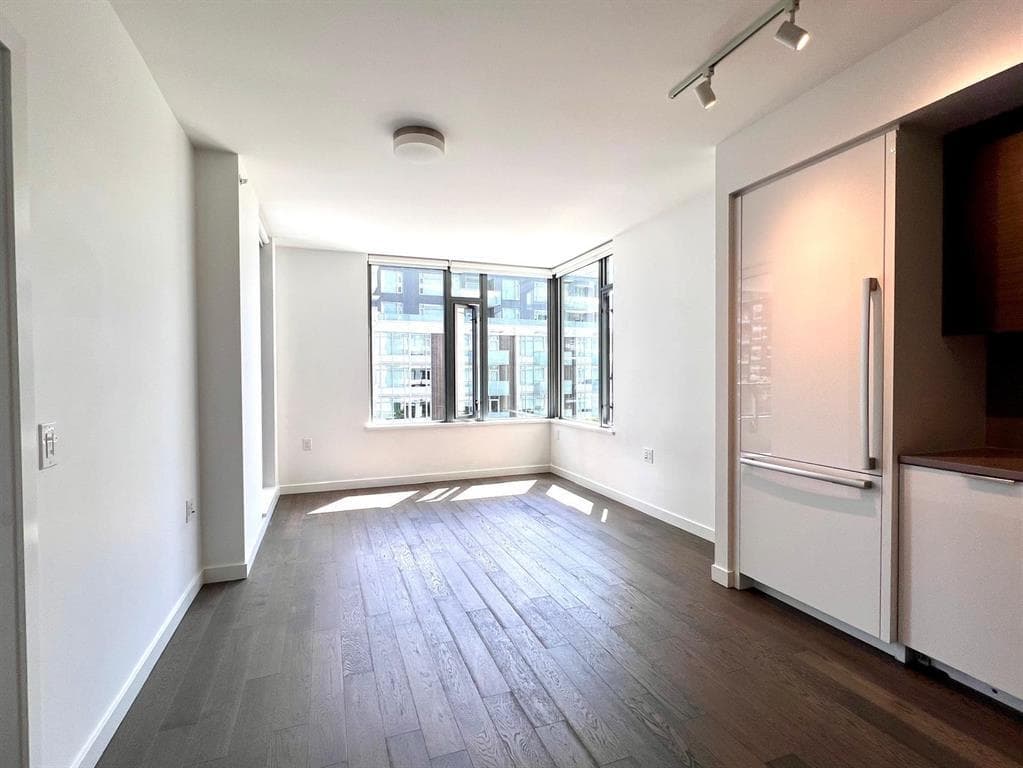 407 - 1678 Pullman Porter Street, Vancouver, V6A 0H4 — photo 2