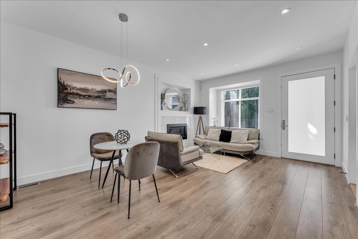 7430 Canada Way, Burnaby, V3N 3J6 — photo 4