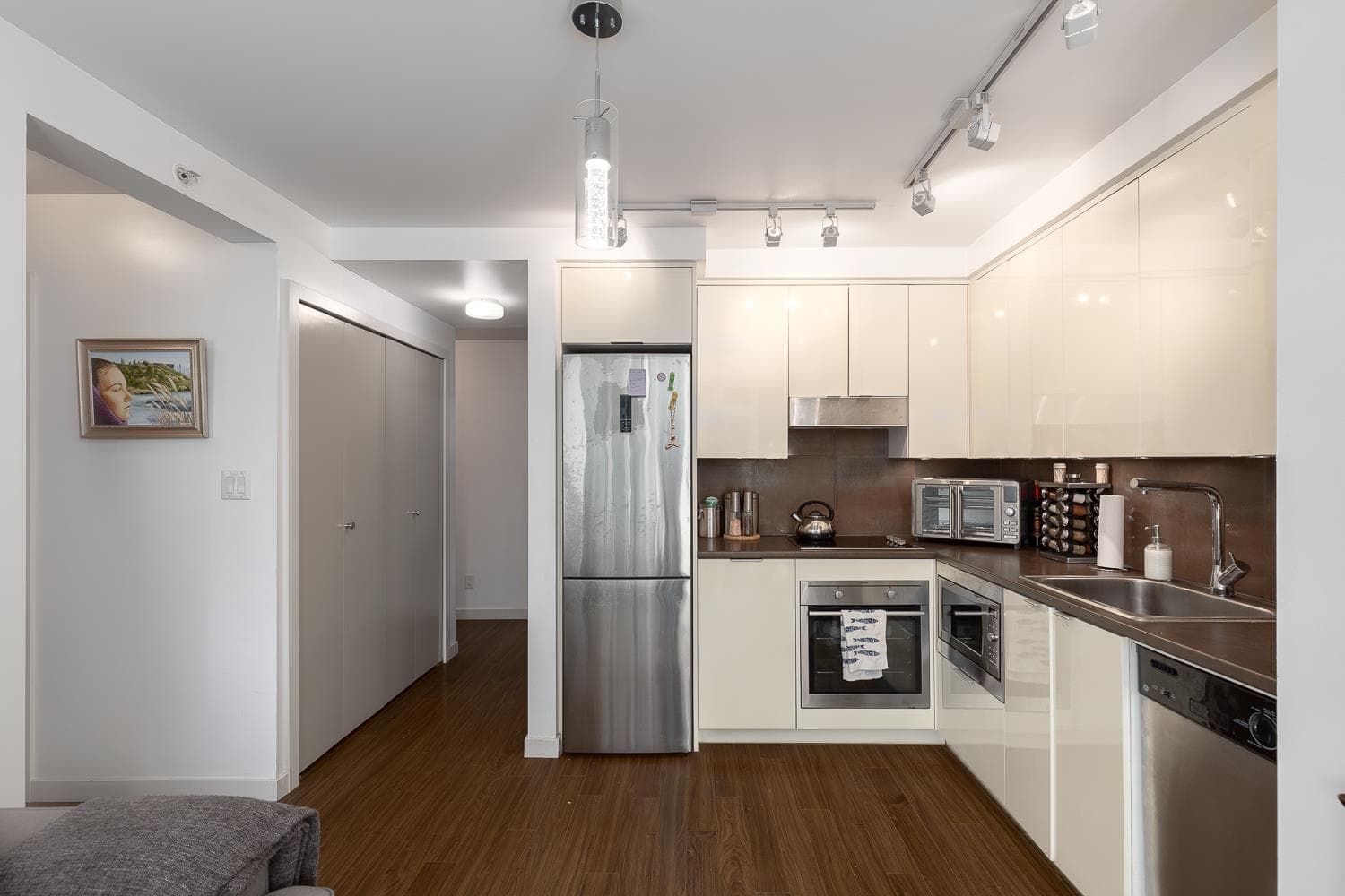 315 - 161 W Georgia Street, Vancouver, V6B 0K9 — photo 4
