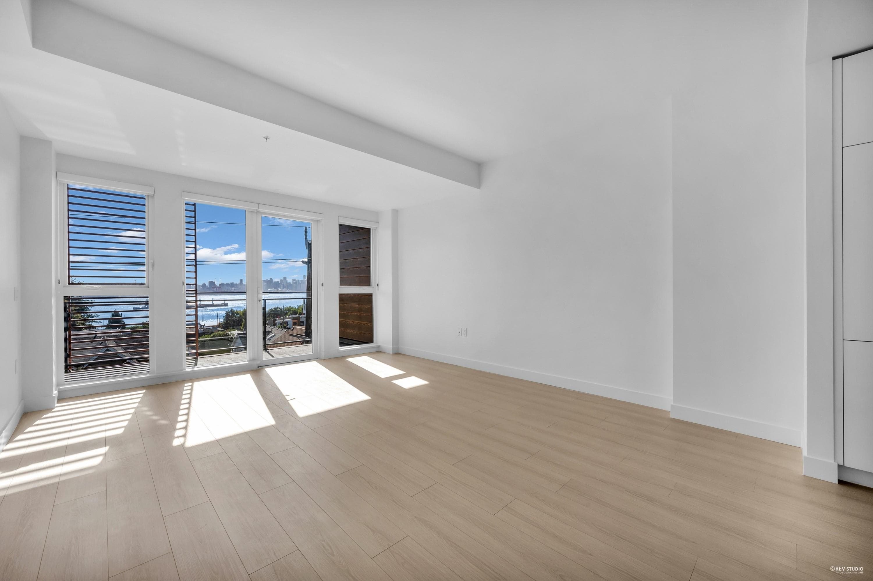 407 - 422 E 3rd Street, North Vancouver, V7L 1G2 — photo 5