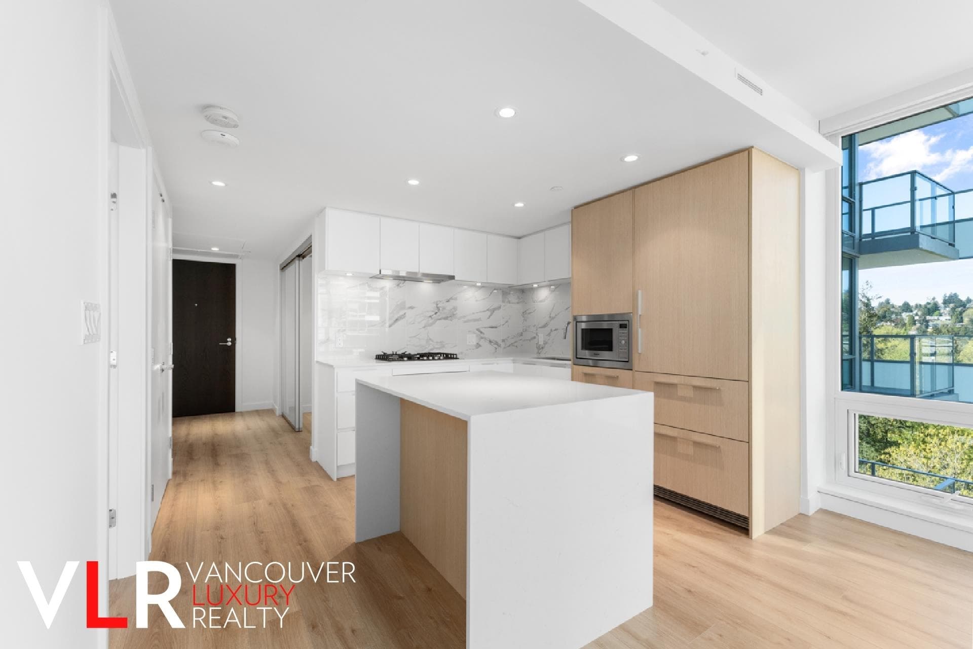 1202 - 1500 Fern Street, North Vancouver, V7J 1H6 — photo 2