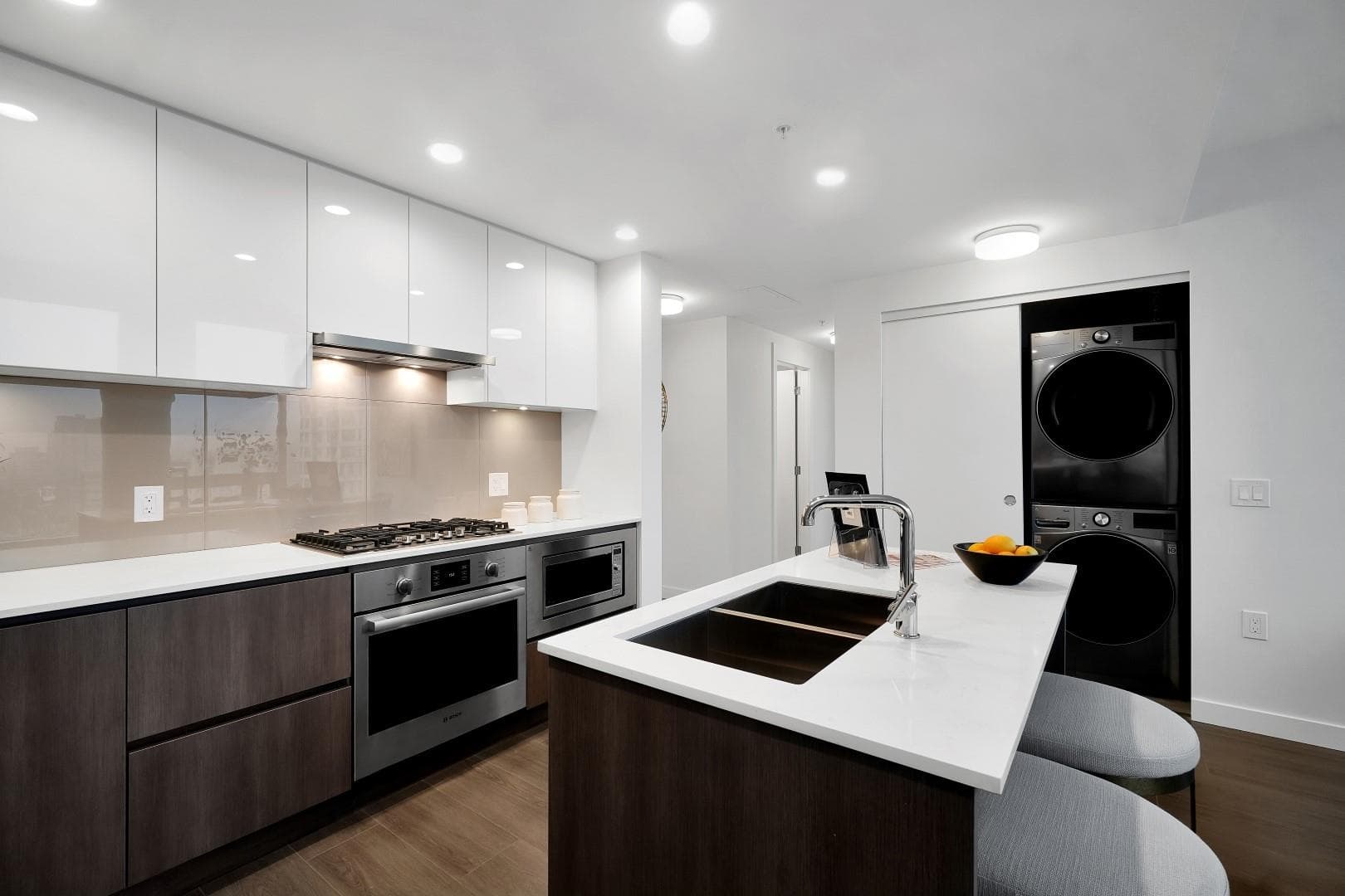 1603 - 618 Carnarvon Street, New Westminster, V3M 0N9 — photo 5
