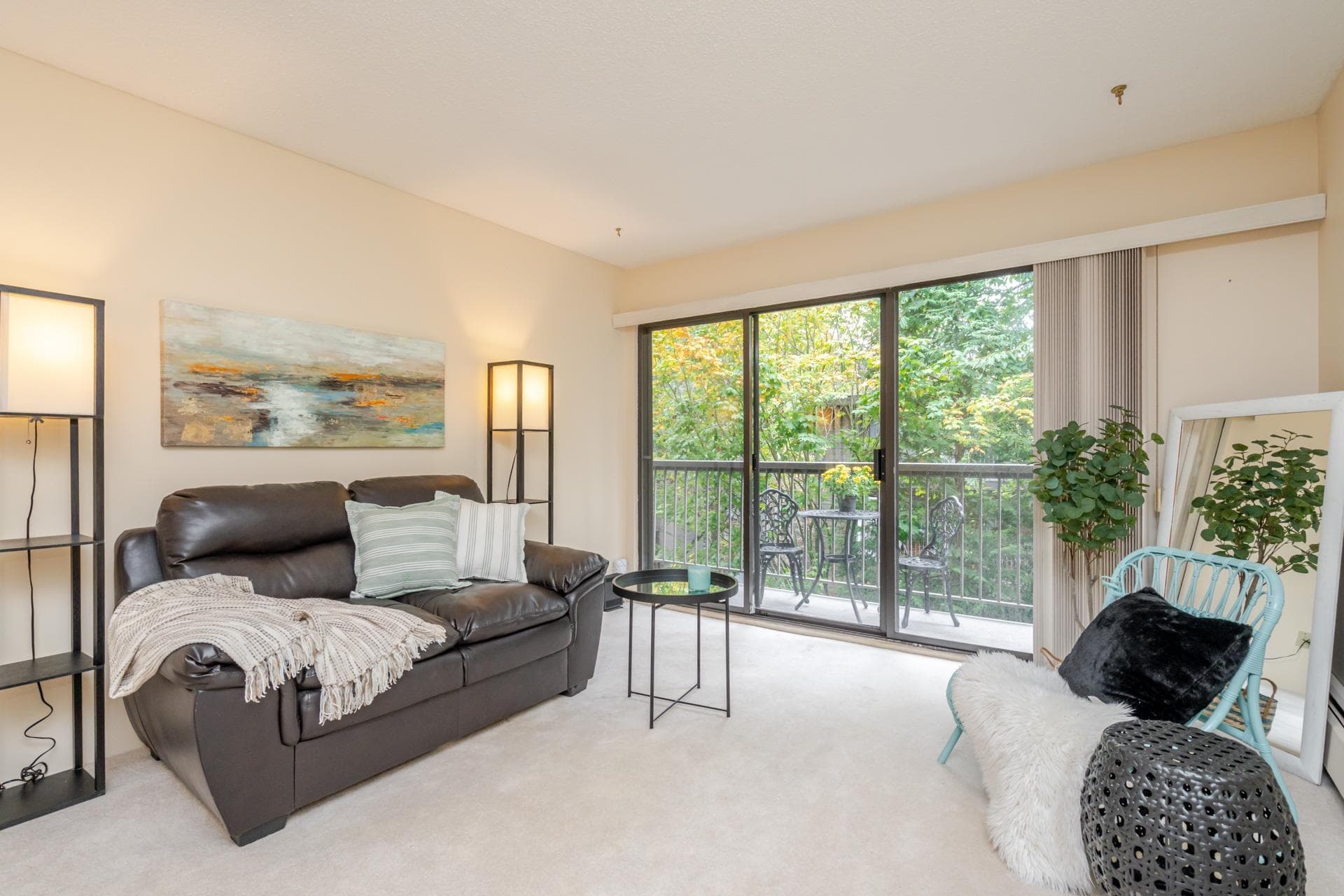 208 - 15020 North Bluff Road, White Rock, V4B 5A4 — photo 3