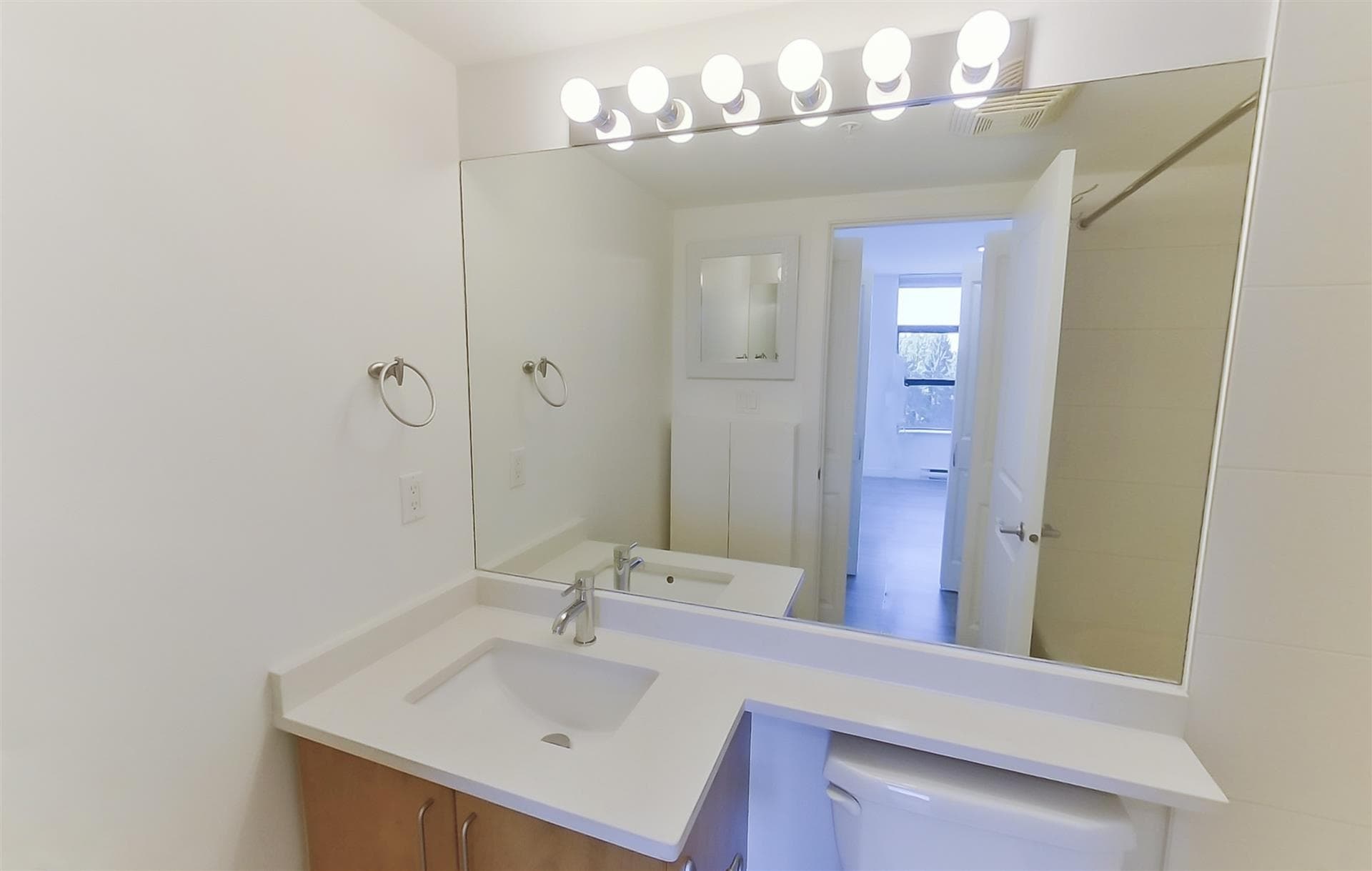 1009 - 5380 Oben Street, Vancouver, V5R 6H7 — photo 3