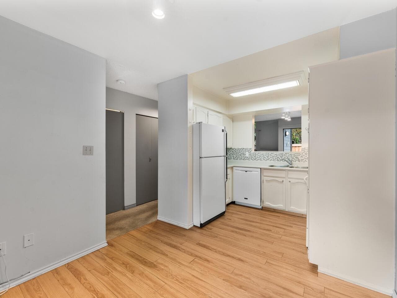 19 - 3851 Blundell Road, Richmond, V7C 4P7 — photo 2