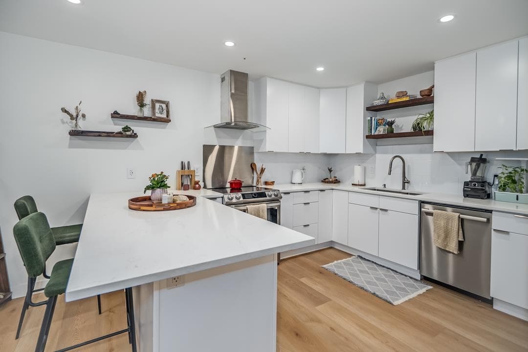 203 - 2700 Mccallum Road, Abbotsford, V2S 6X9 — photo 1