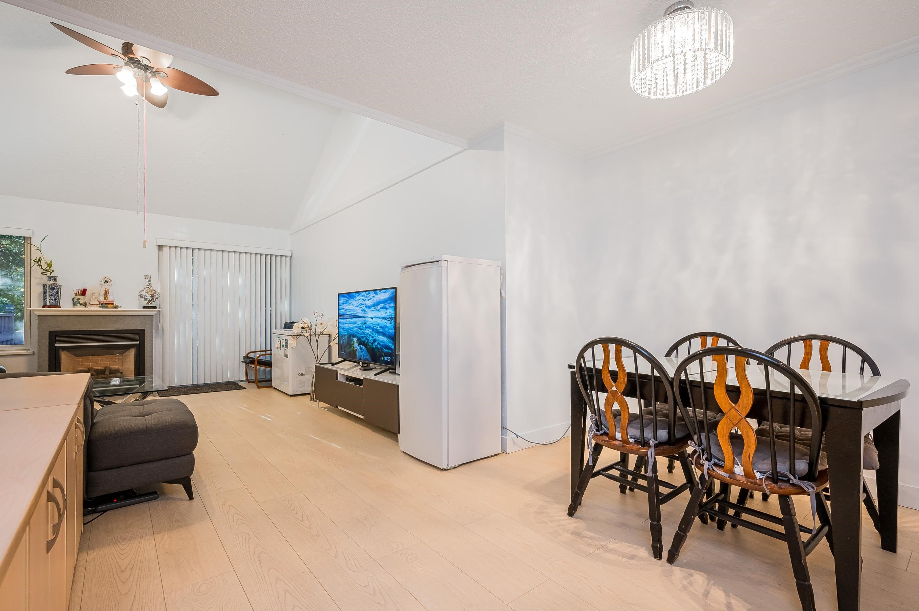 4814 Fernglen Drive, Burnaby