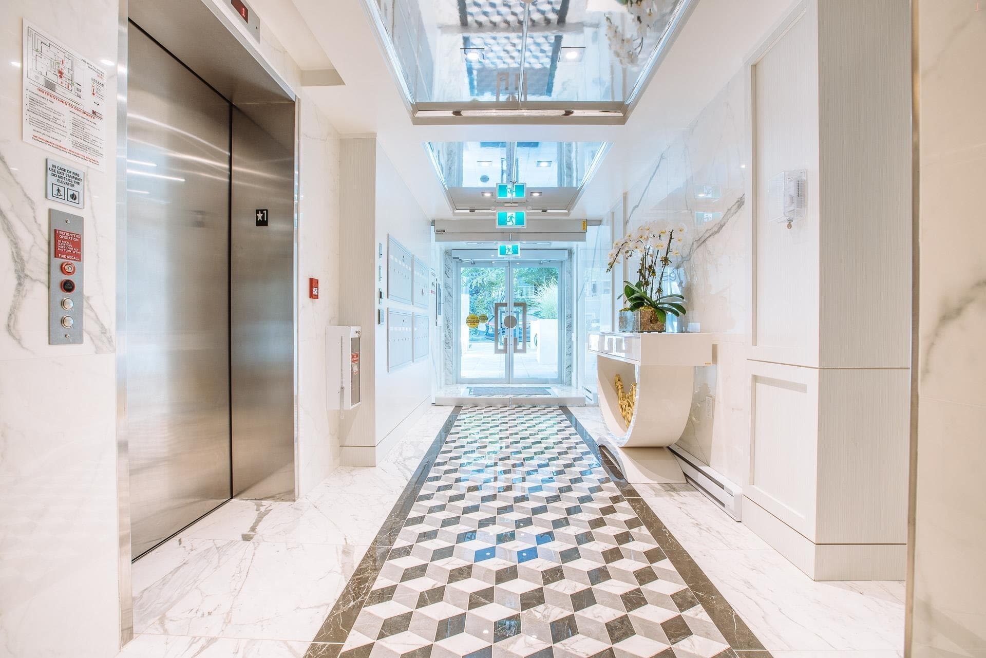 303 - 2239 W 7th Avenue, Vancouver, V6K 1Y3 — photo 2
