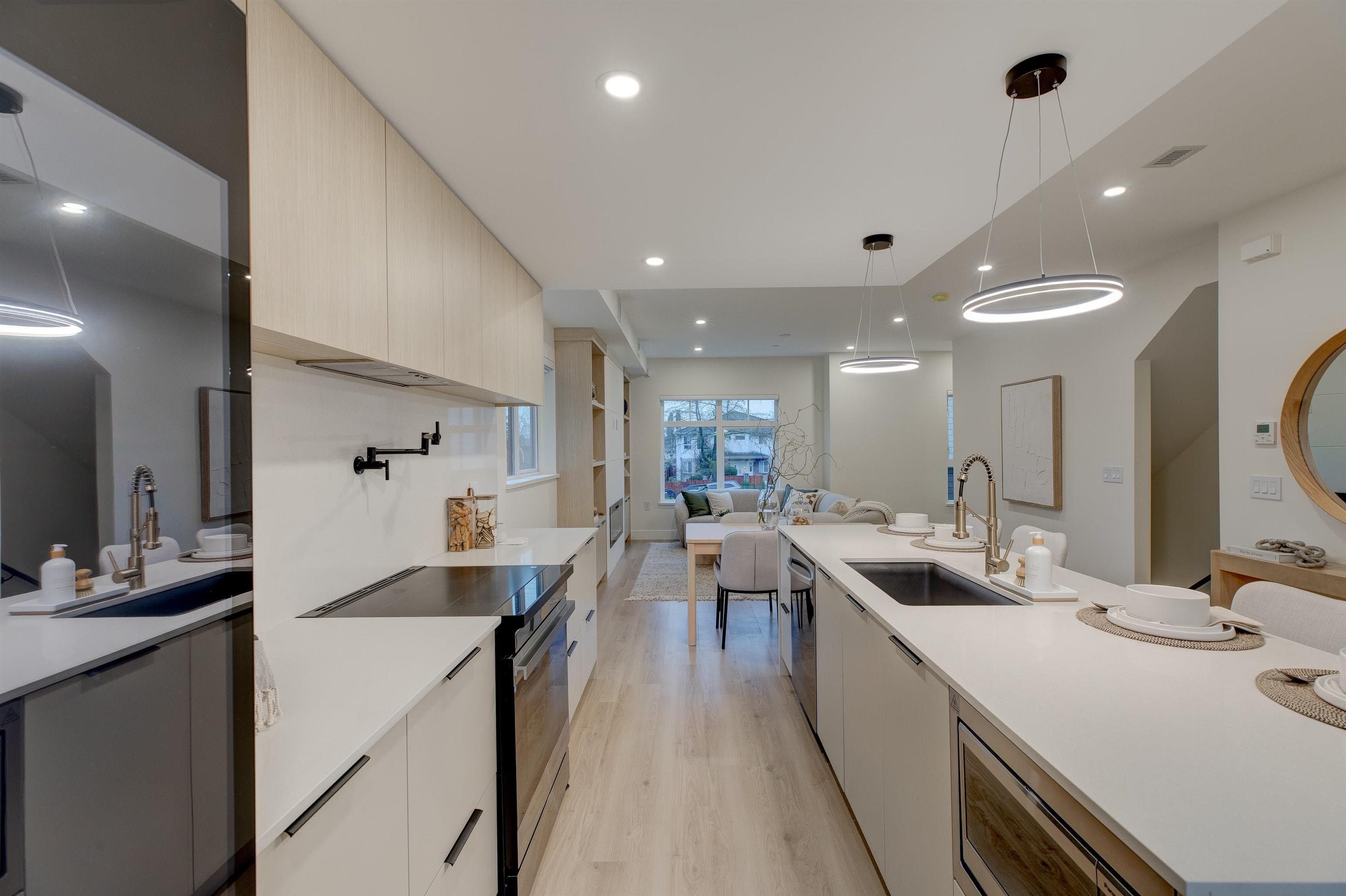 5 - 339 Keary Street, New Westminster, V3L 3L2 — photo 2