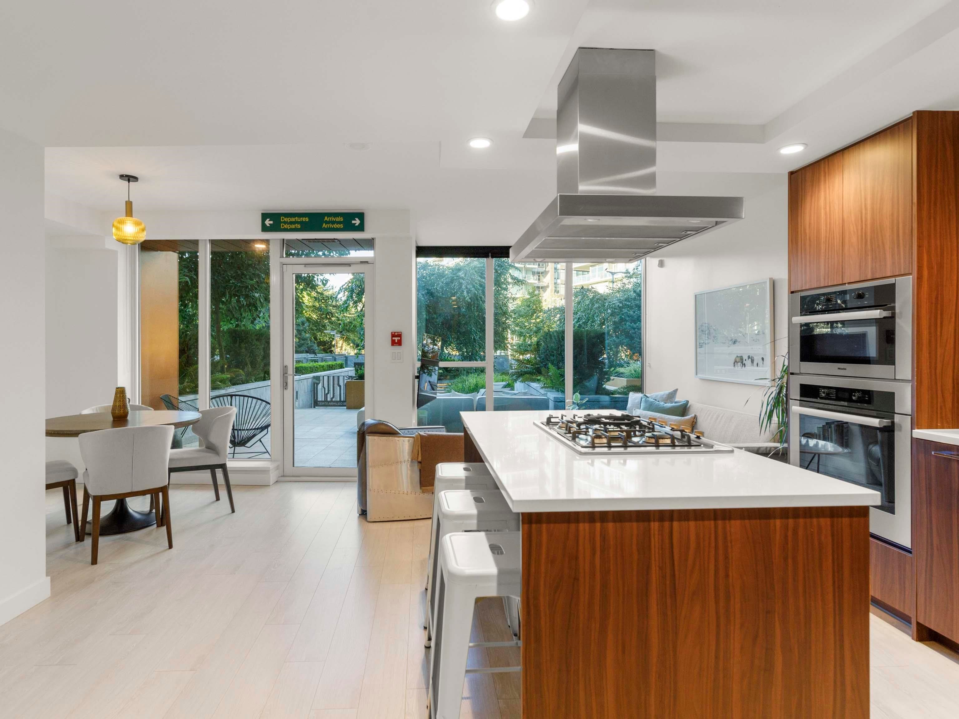 1755 Columbia Street, Vancouver, V5Y 0N3 — photo 3