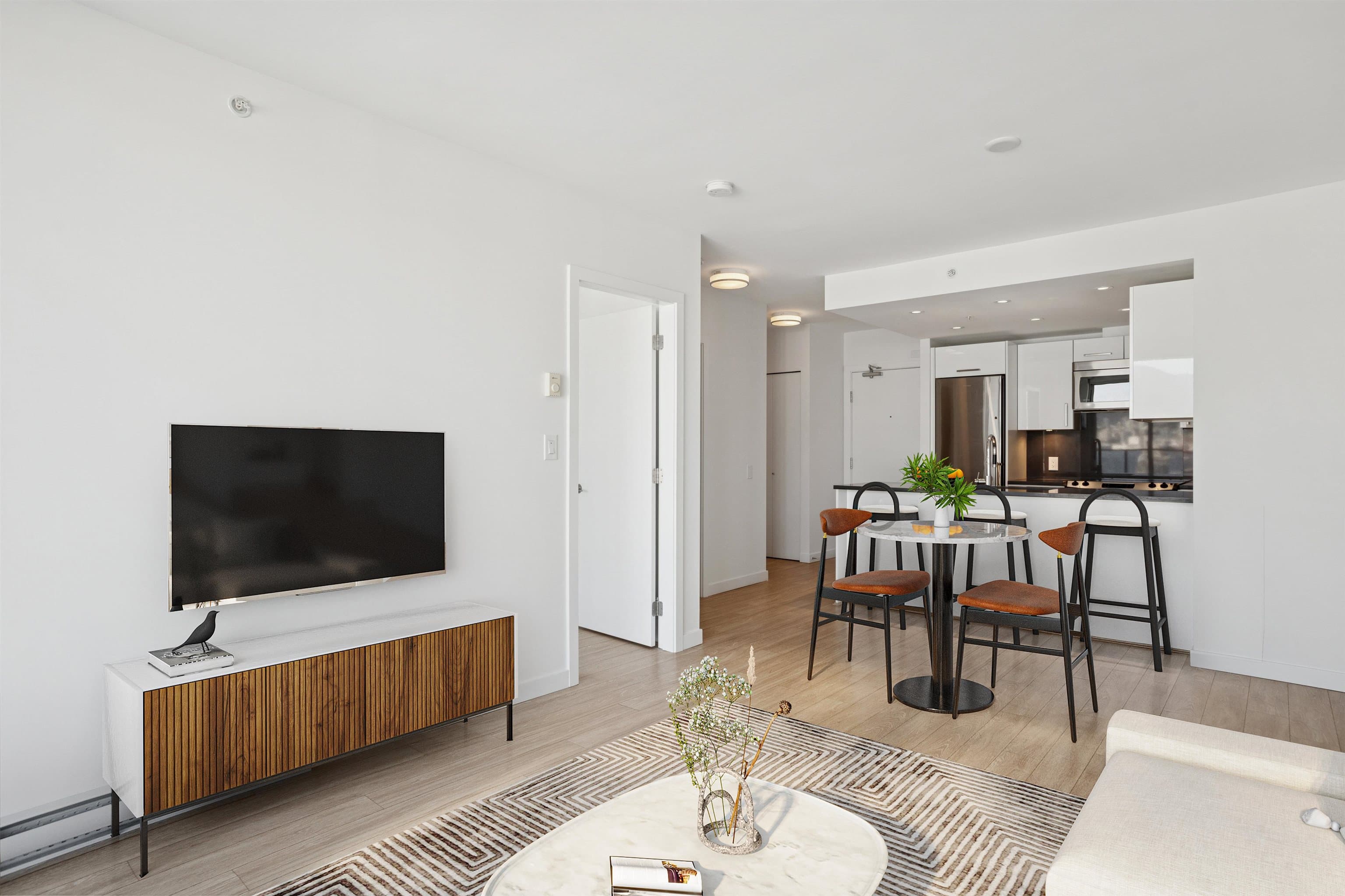 653 - 955 E Hastings Street, Vancouver, V6A 0G8 — photo 2