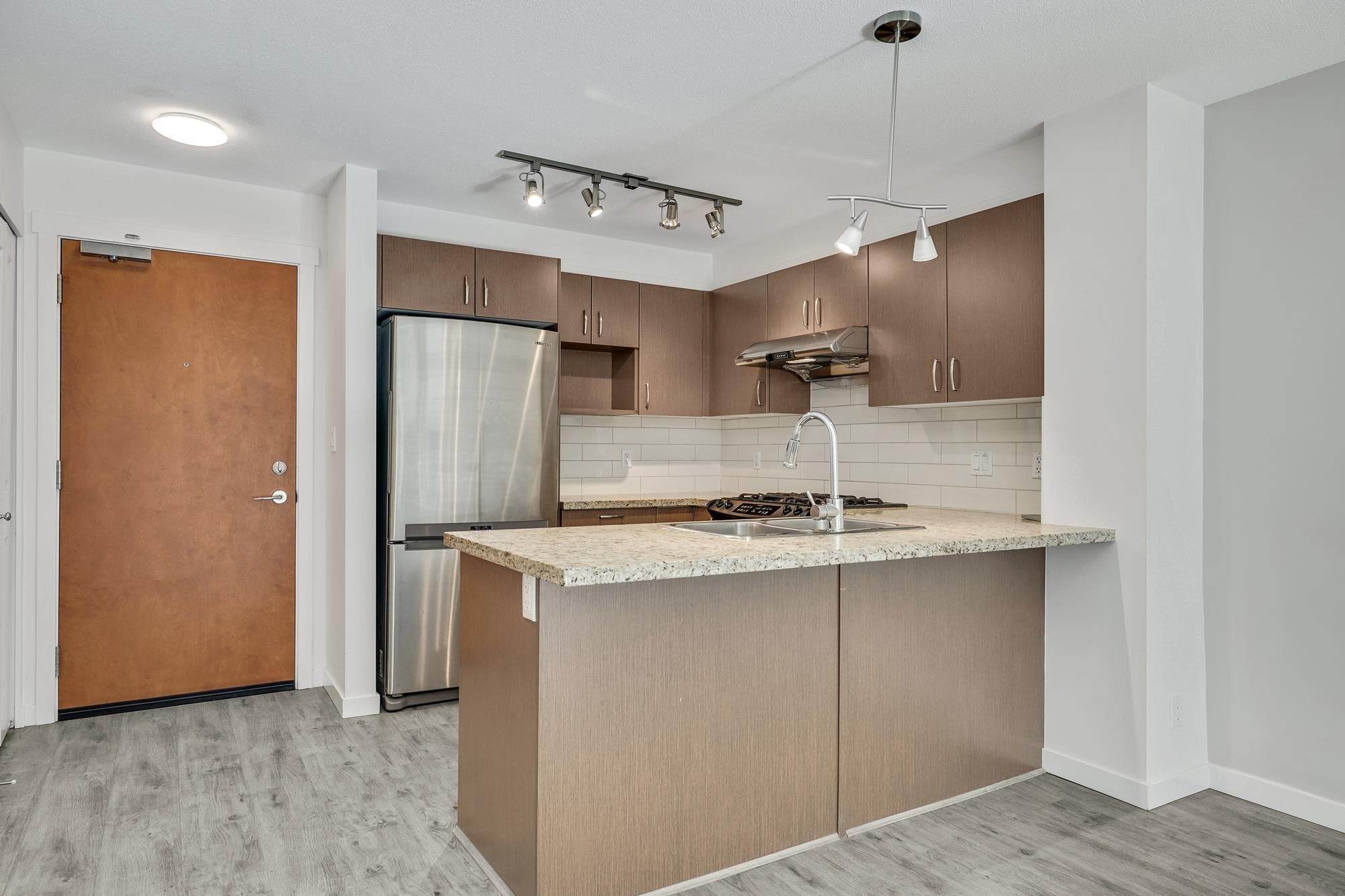 204 - 3097 Lincoln Avenue, Coquitlam, V3B 0E3 — photo 4