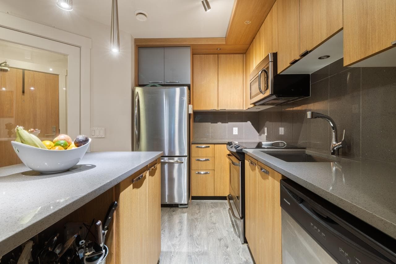 212 - 733 W 14th Street, North Vancouver, V7M 0C6 — photo 5