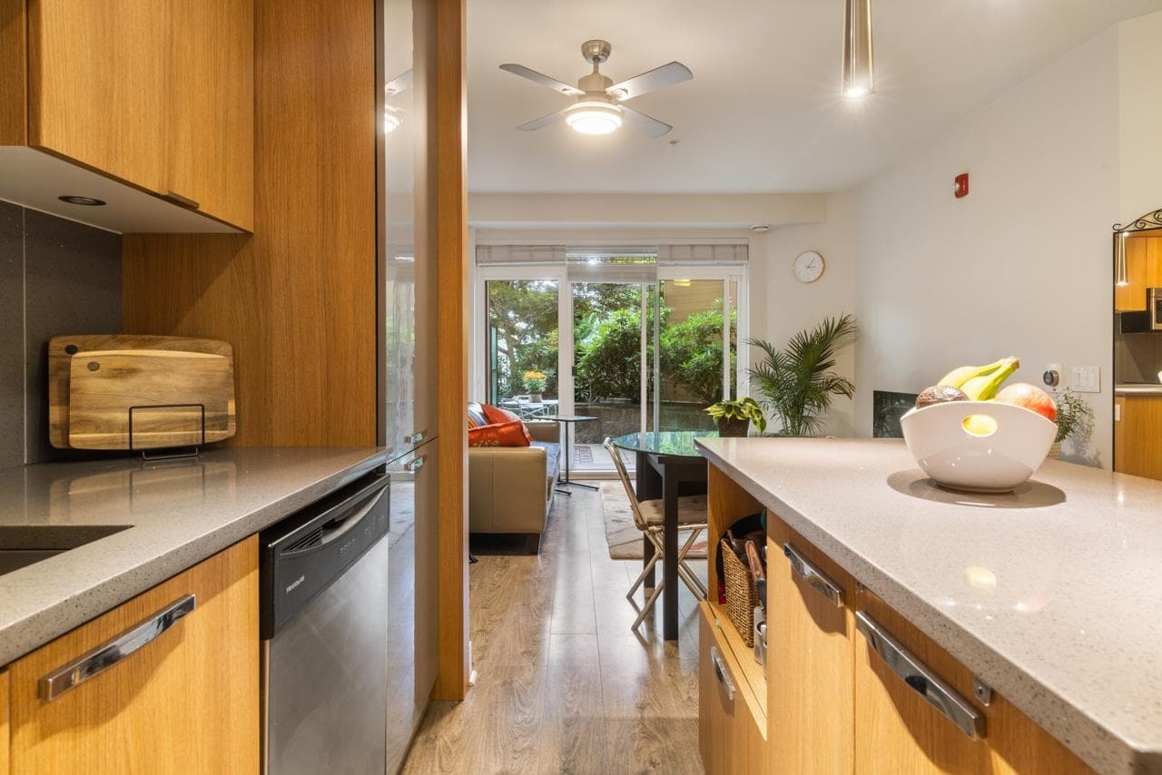 212 - 733 W 14th Street, North Vancouver, V7M 0C6 — photo 4