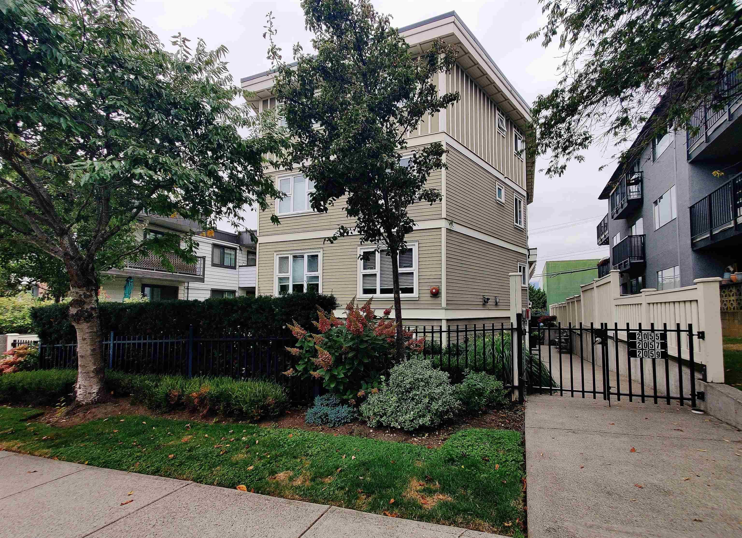 2055 Triumph Street, Vancouver — sold