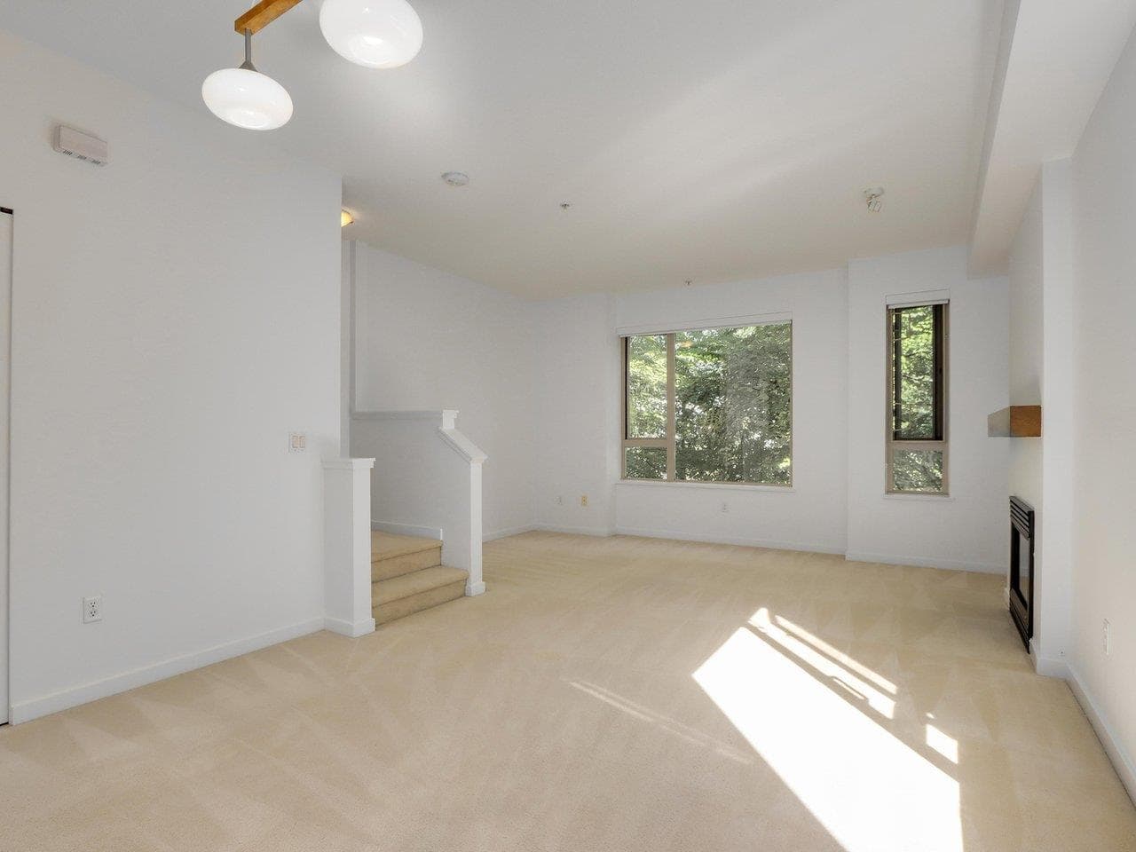 114 - 9229 University Crescent, Burnaby, V5A 4Z2 — photo 3