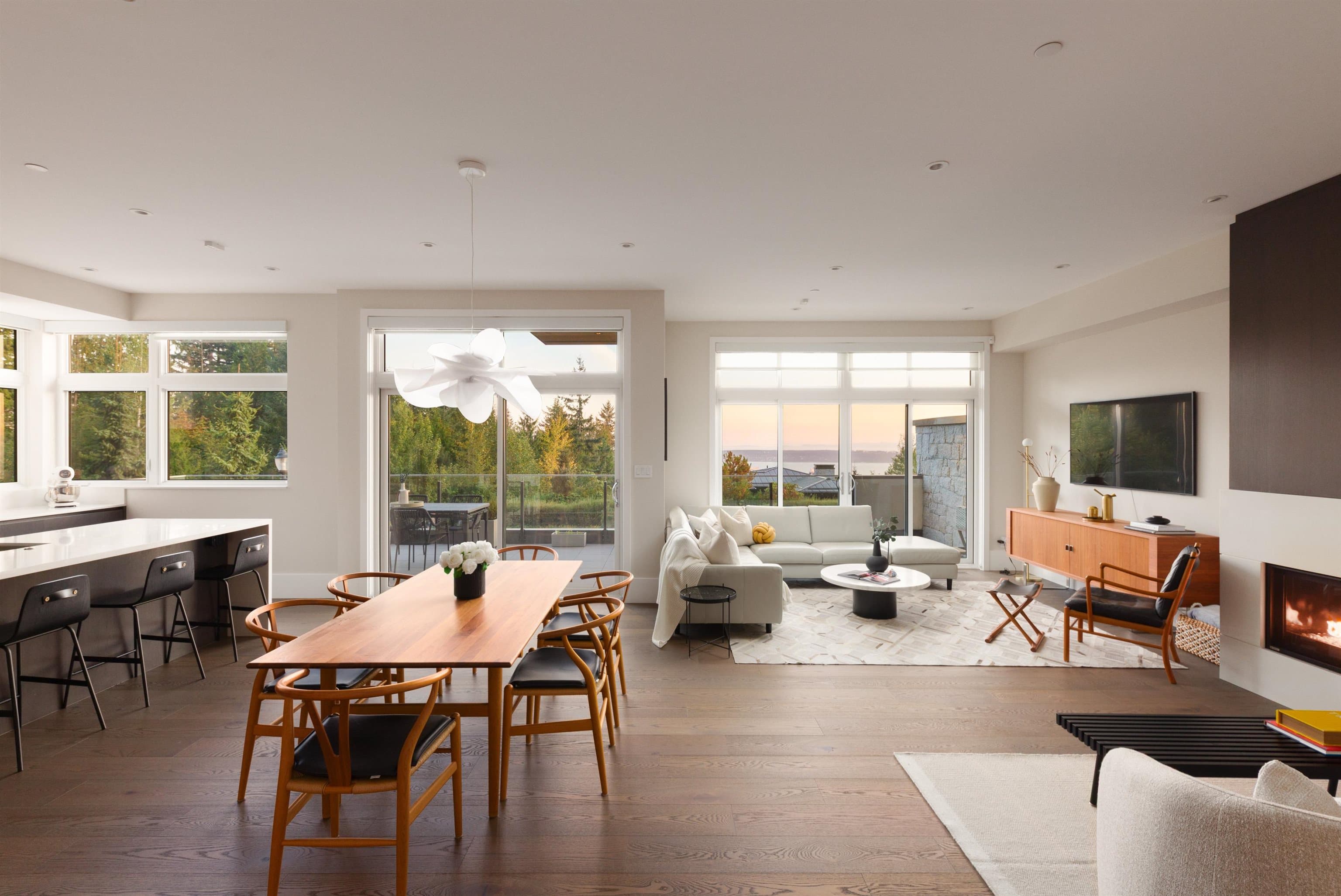 2821 Chippendale Road, West Vancouver, V7S 0A7 — photo 3