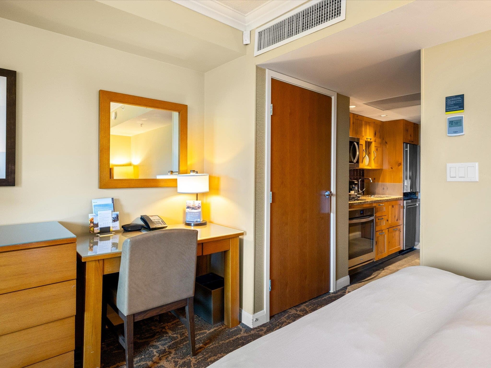 659 - 4090 Whistler Way, Whistler, V8E 1J3 — photo 4