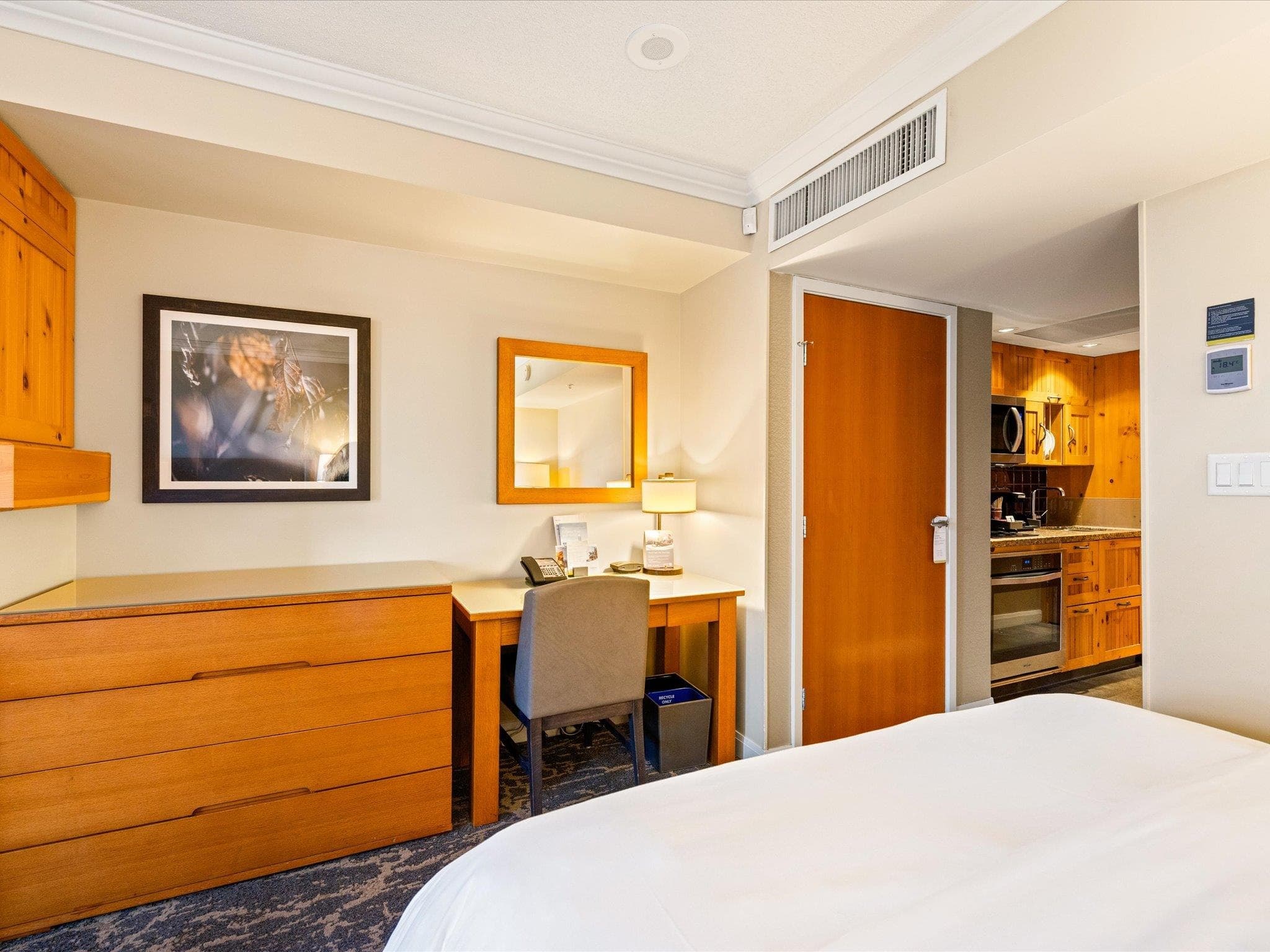 685 - 4090 Whistler Way, Whistler, V8E 1J3 — photo 5