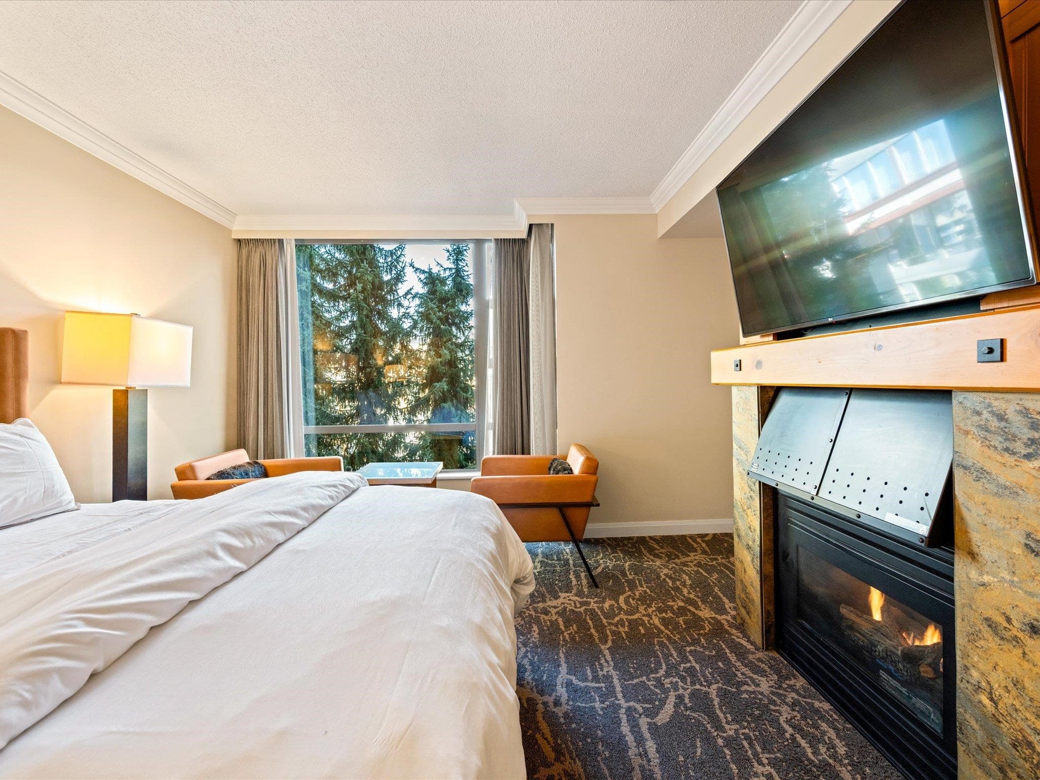 685 - 4090 Whistler Way, Whistler, V8E 1J3 — photo 4