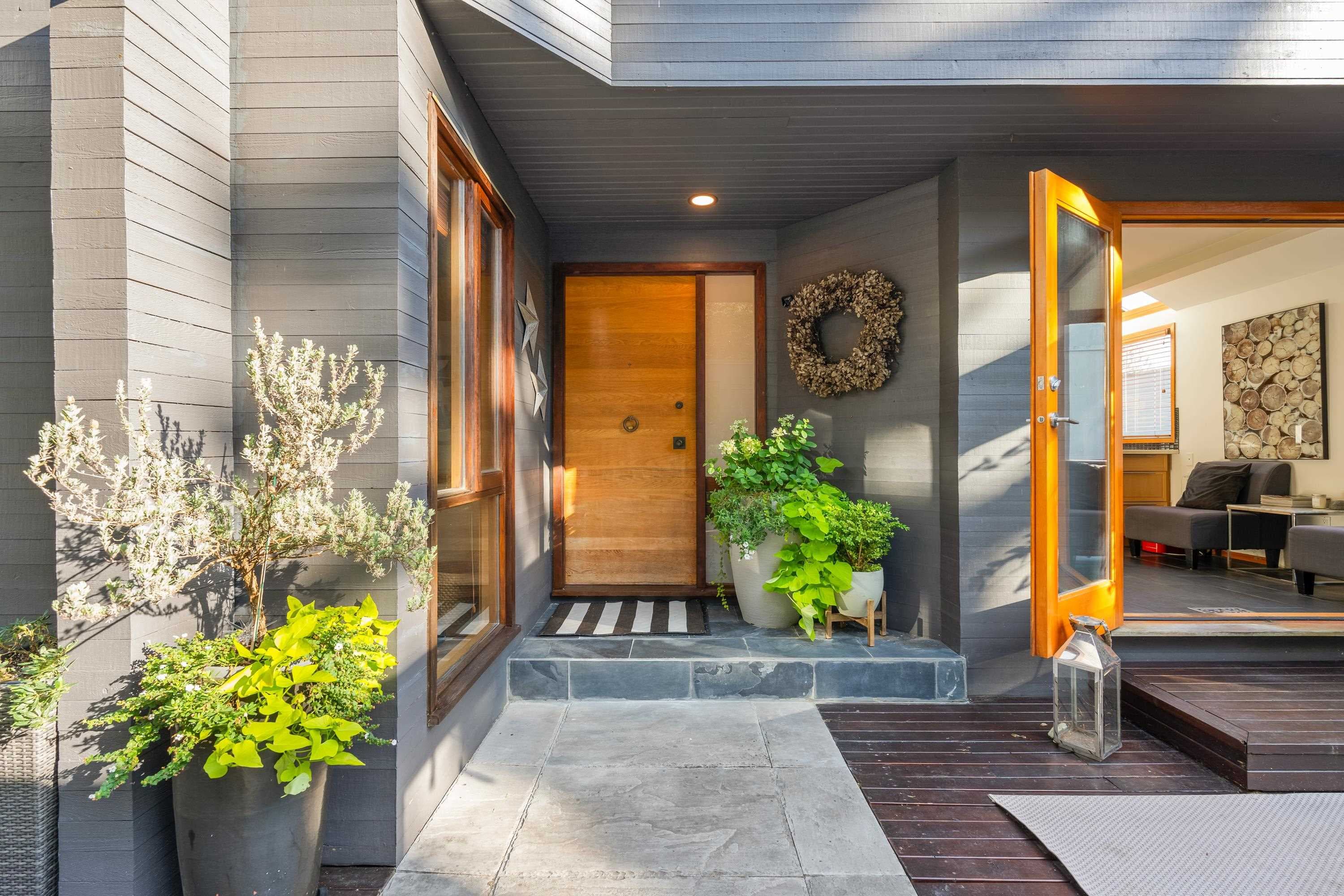 6412 Imperial Avenue, West Vancouver, V7W 2J6 — photo 3