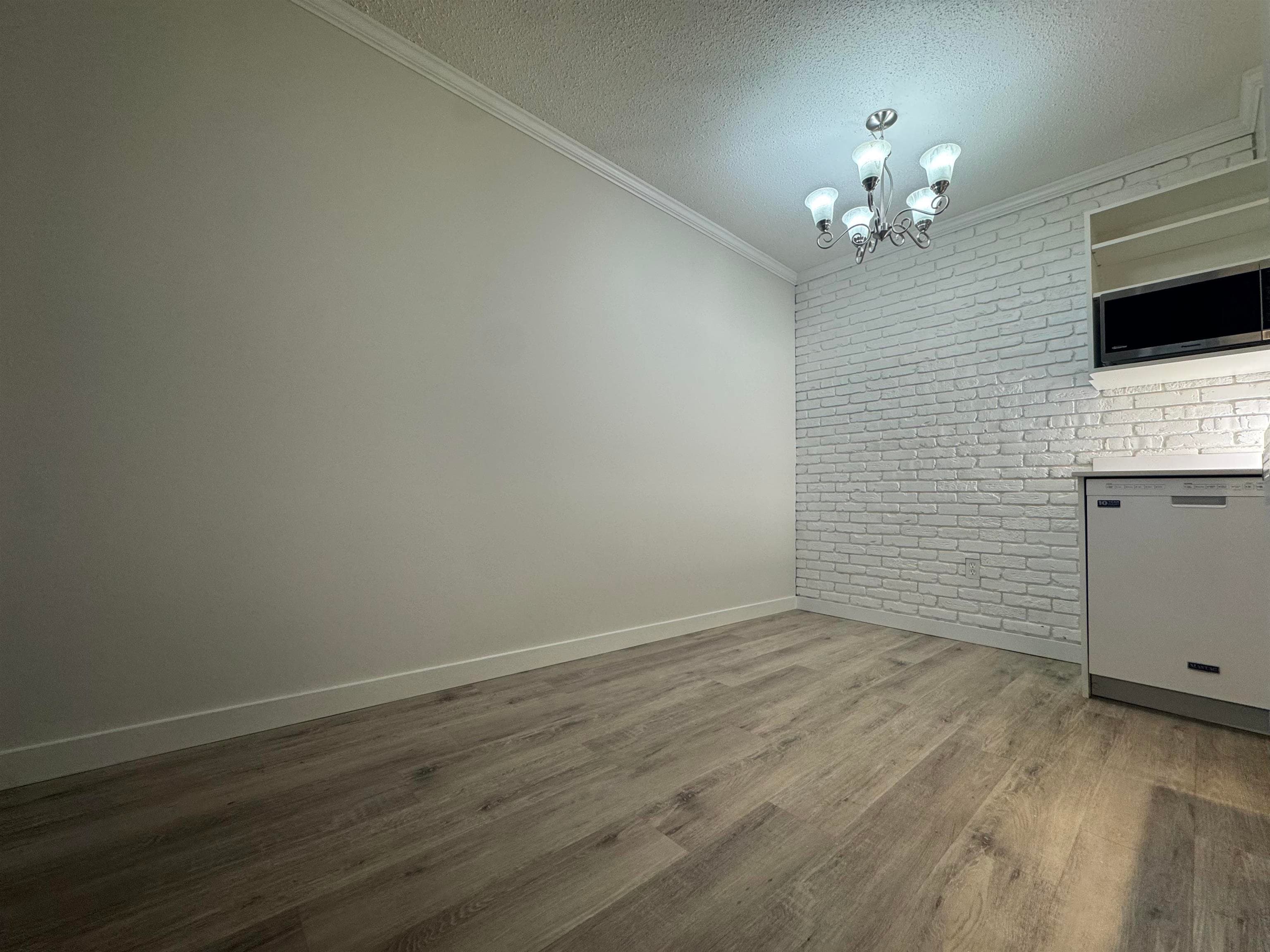 124 - 11806 88th Avenue, Delta, V4C 3C5 — photo 4