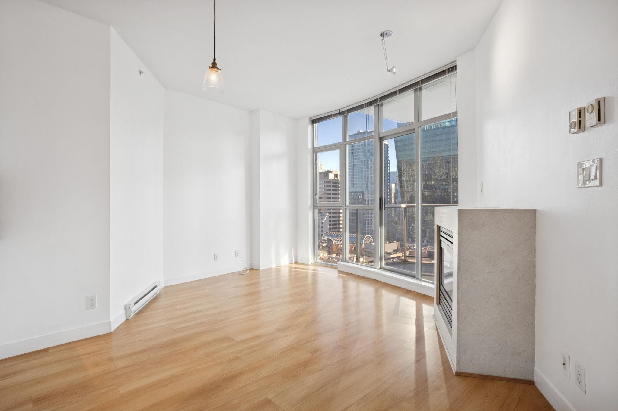 1203 - 1050 Smithe Street, Vancouver, V6E 4T4 — photo 5