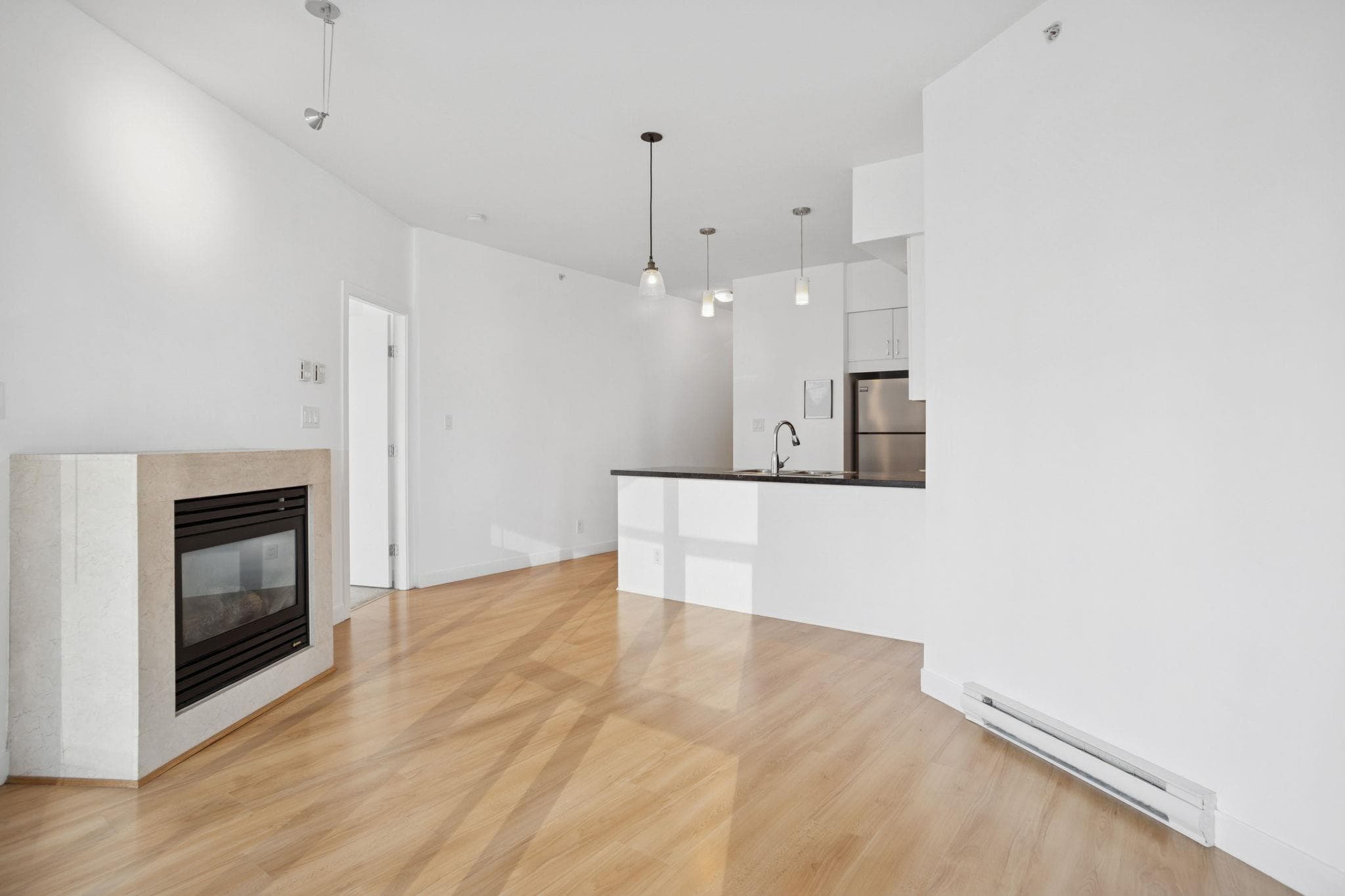 1203 - 1050 Smithe Street, Vancouver, V6E 4T4 — photo 4