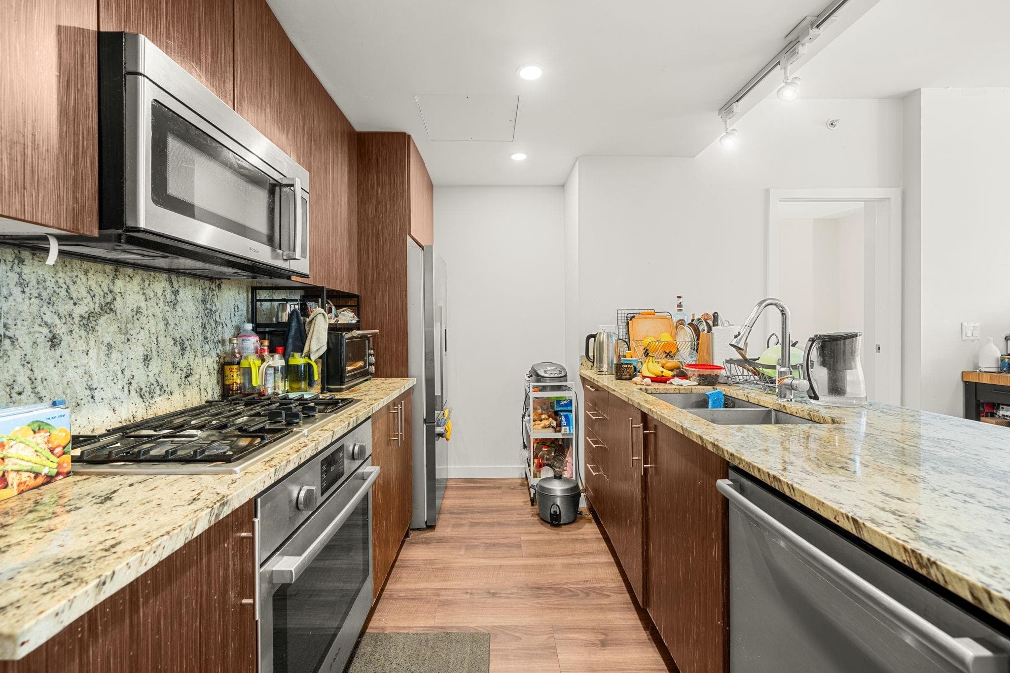 502 - 3333 Sexsmith Road, Richmond, V6X 0R7 — photo 2