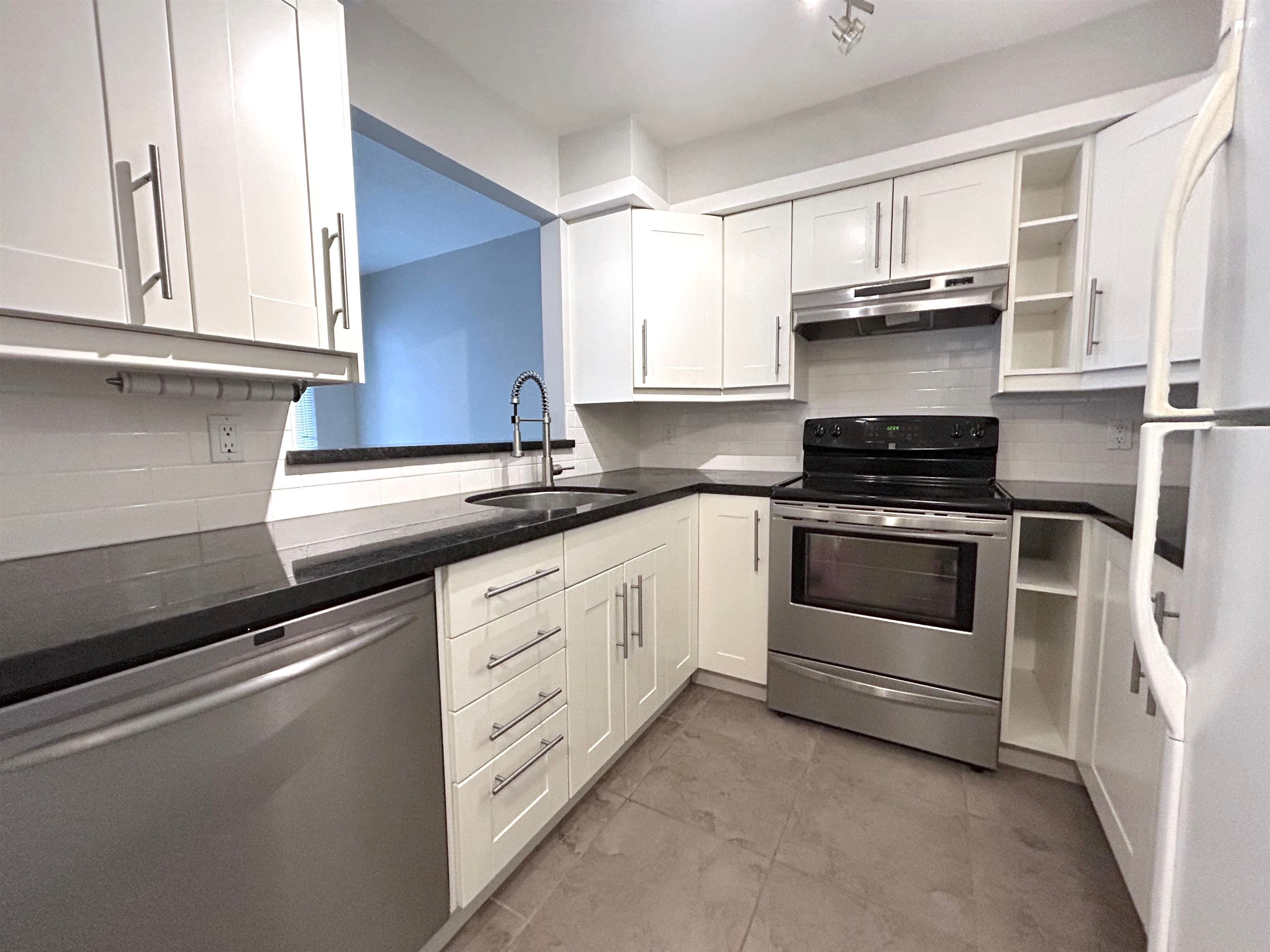 208 - 737 Hamilton Street, New Westminster