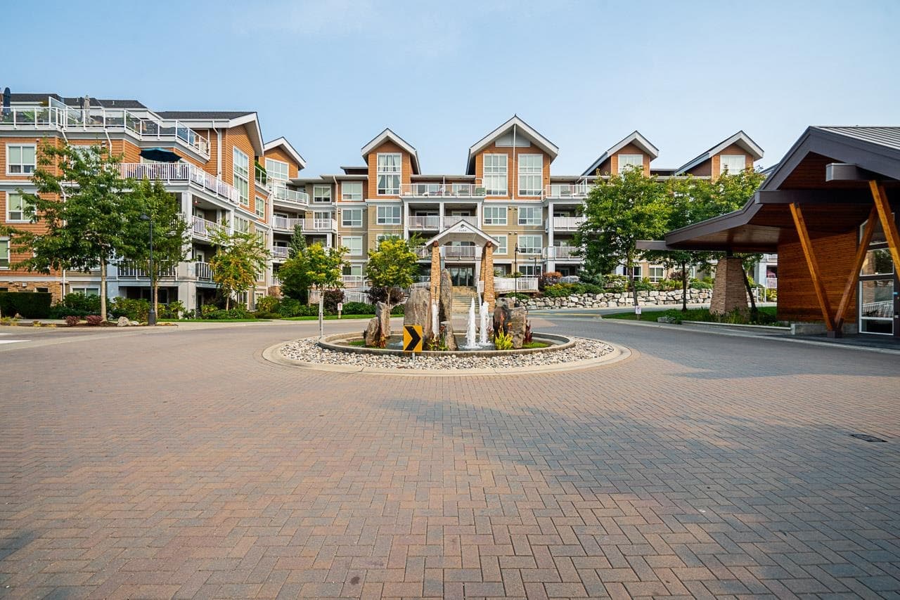 214 - 6490 194 Street, Surrey