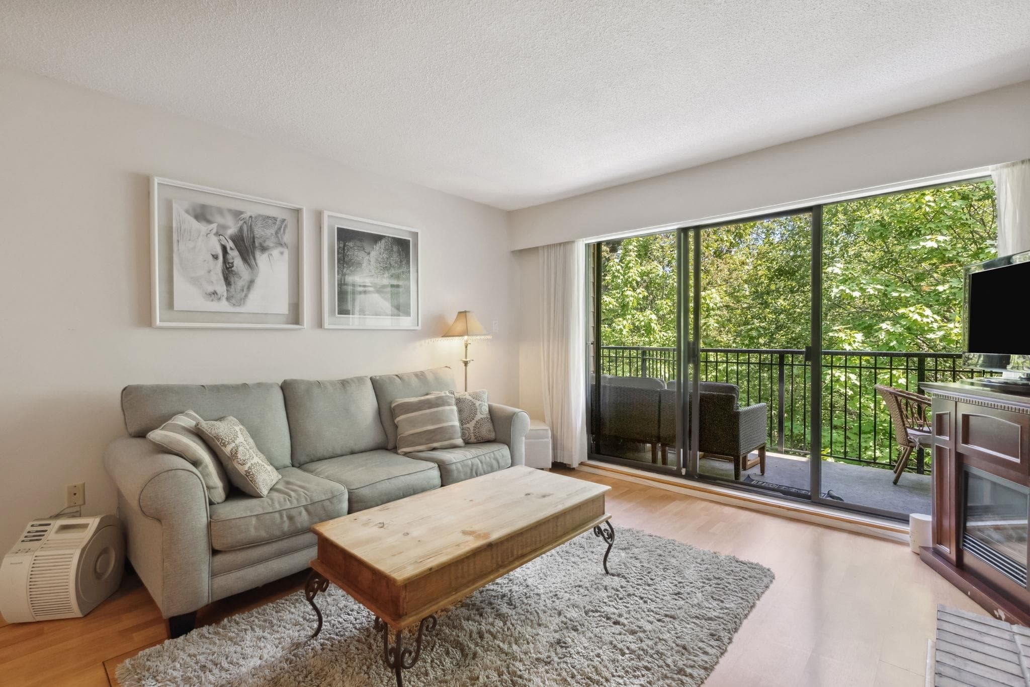 306 - 1385 Draycott Road, North Vancouver, V7J 3K9 — photo 2