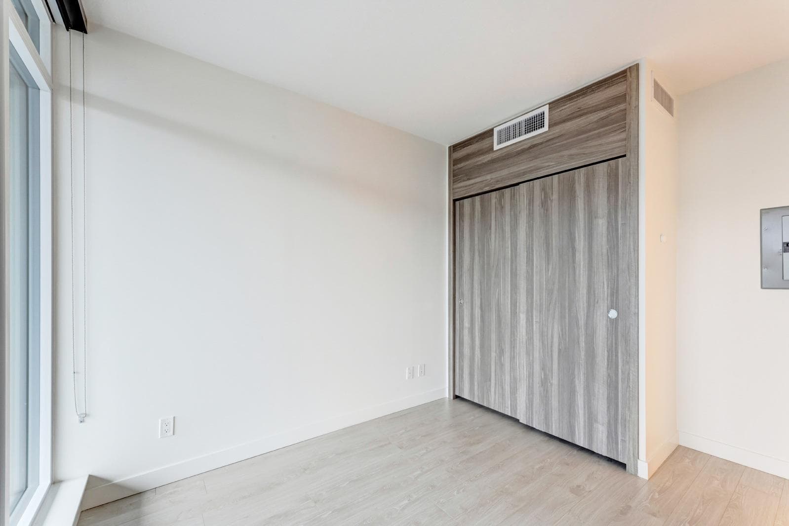 11XX - 4720 Lougheed Highway, Burnaby, V5C 0M8 — photo 4
