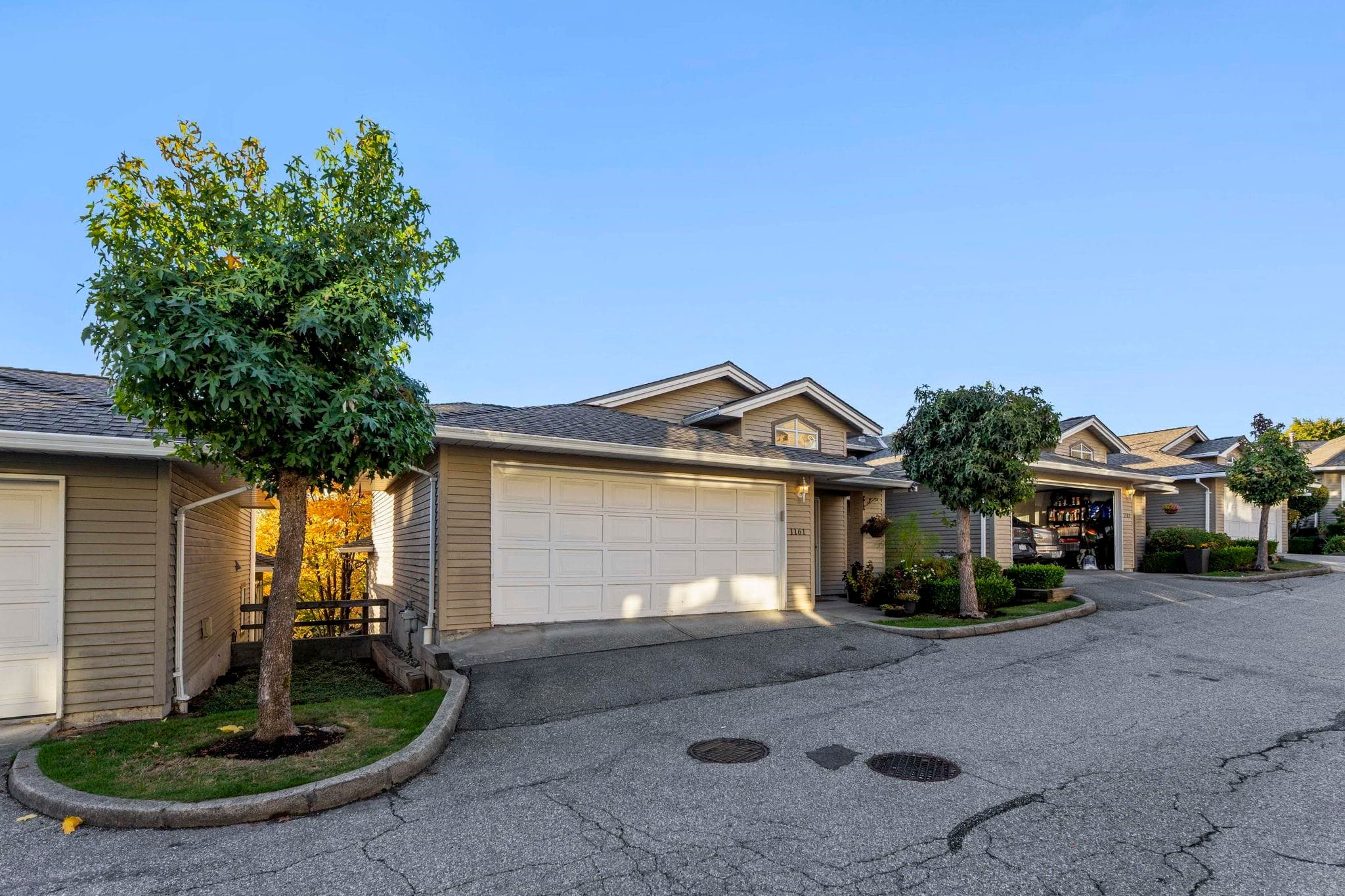 1161 O'flaherty Gate, Port Coquitlam — sold
