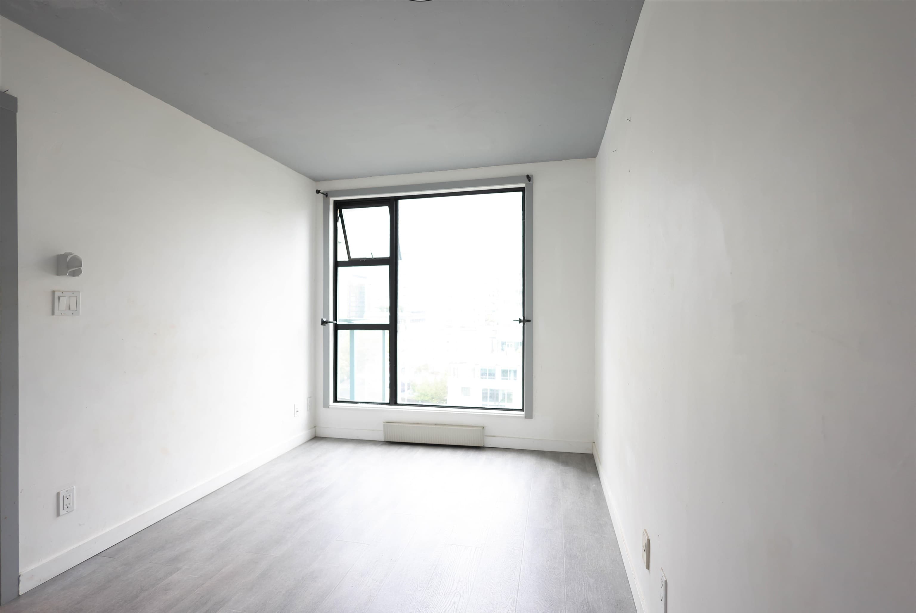 1603 - 939 Homer Street, Vancouver, V6B 2W6 — photo 2