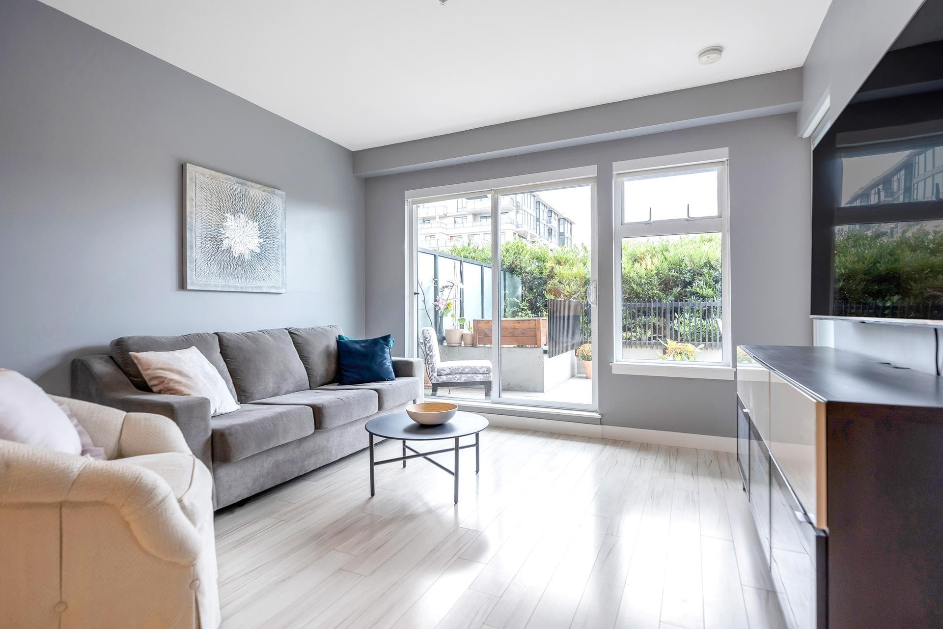 212 - 111 E 3rd Street, North Vancouver, V7L 0C6 — photo 2