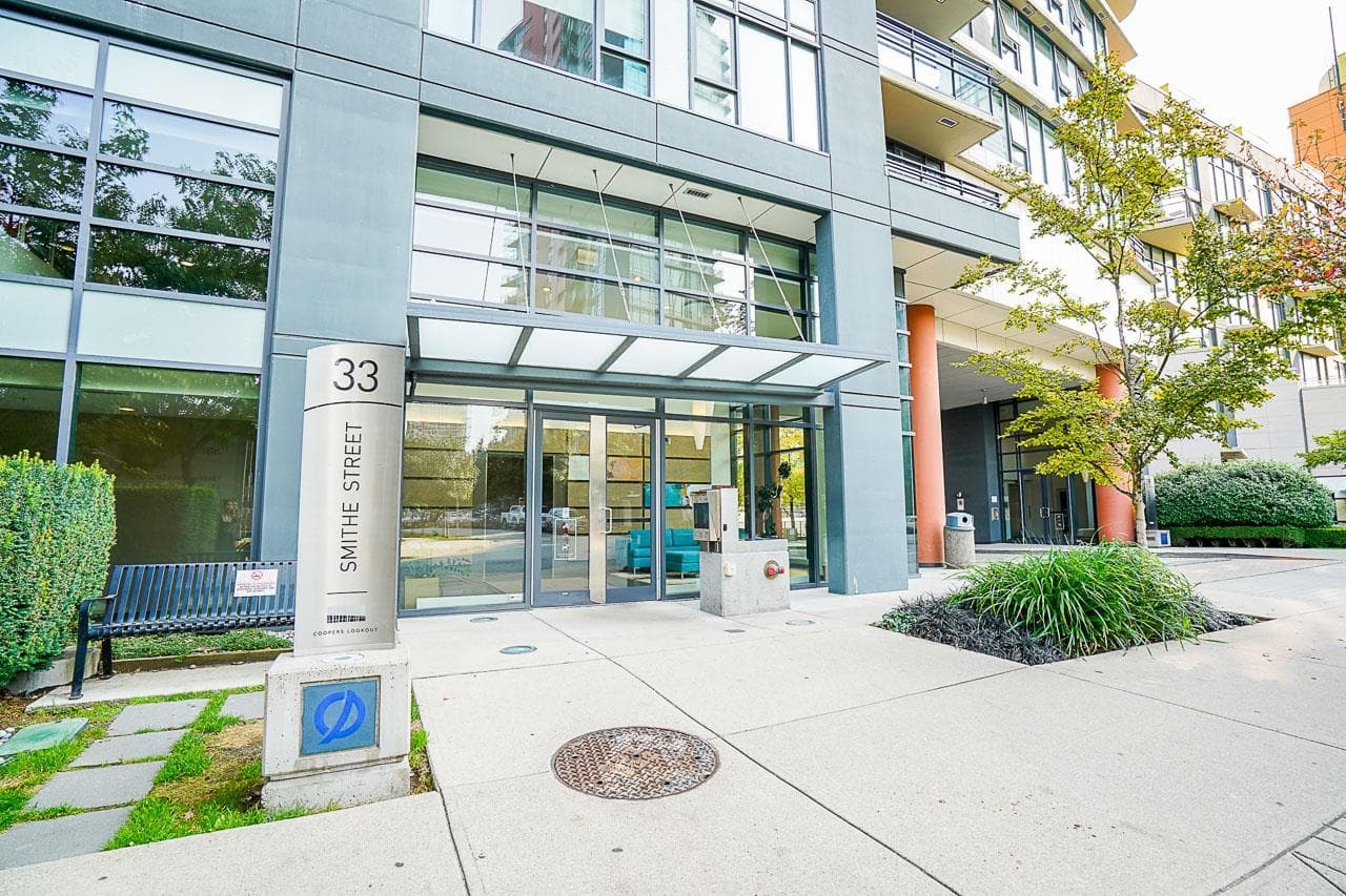 1207 - 33 Smithe Street, Vancouver, V6B 0B5 — photo 2