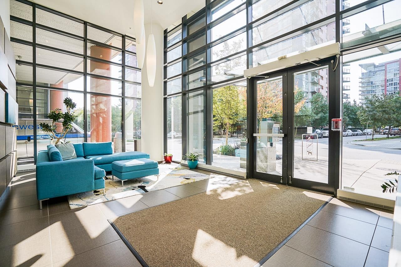 1207 - 33 Smithe Street, Vancouver, V6B 0B5 — photo 3