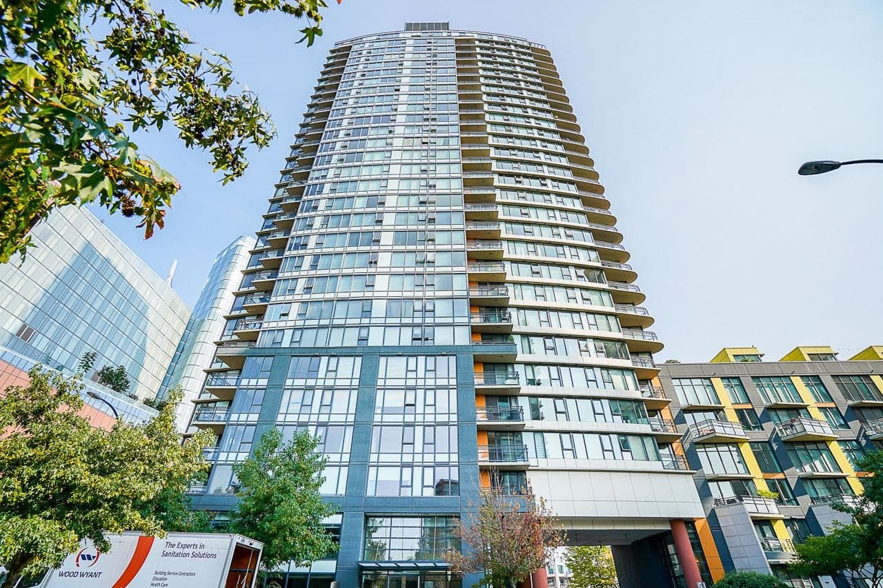 1207 - 33 Smithe Street, Vancouver — sold