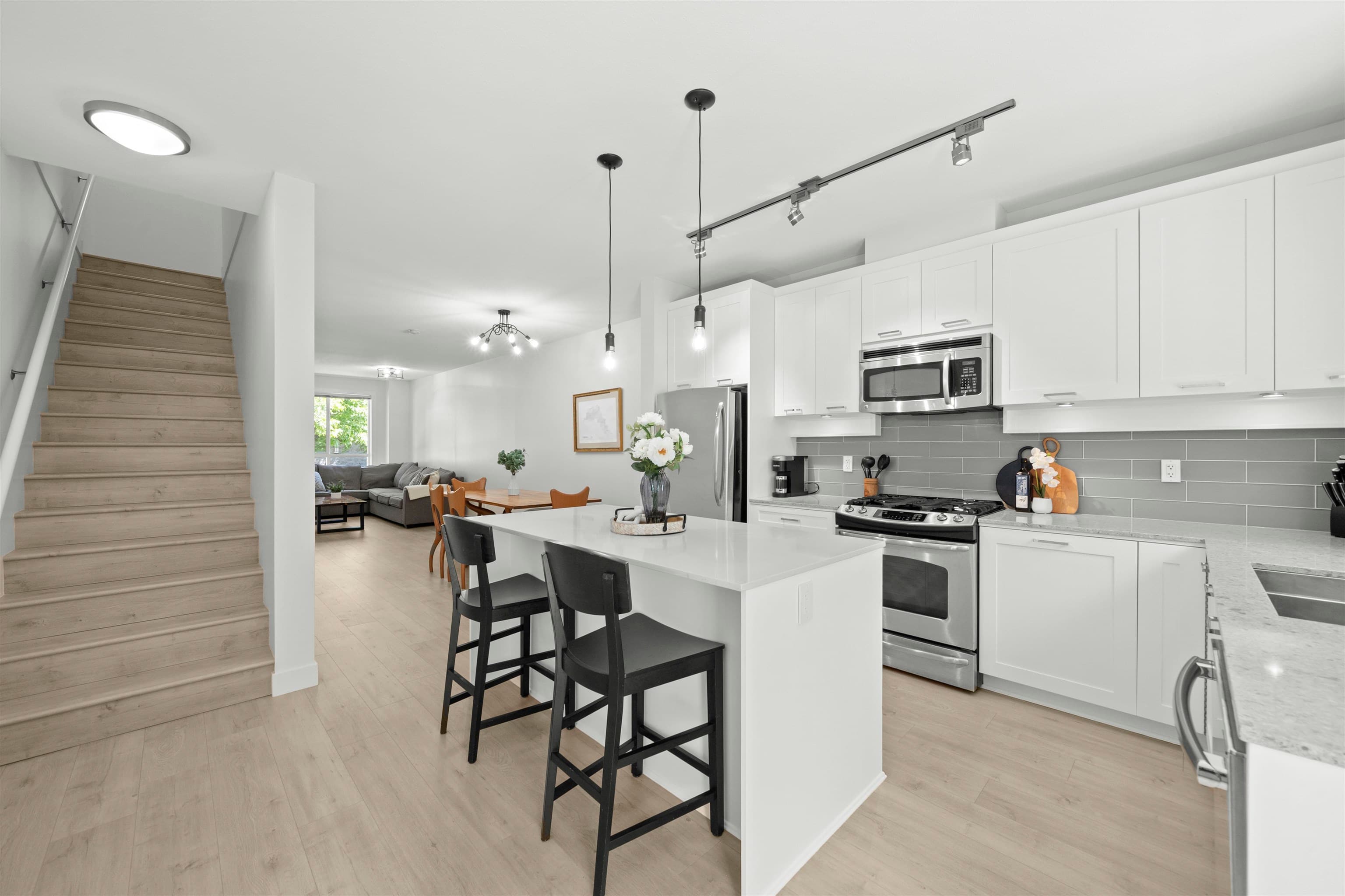 3 - 3395 Galloway Avenue, Coquitlam