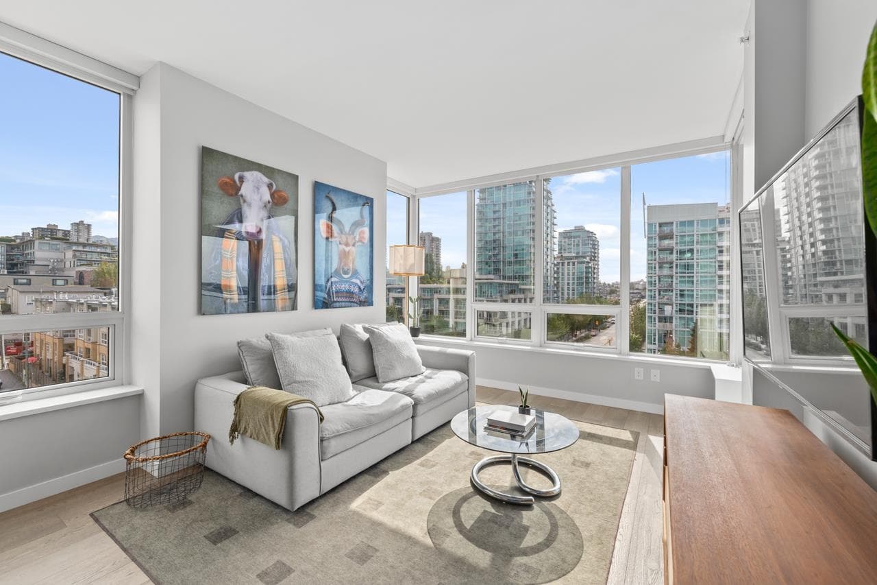 707 - 118 Carrie Cates Court, North Vancouver, V7M 0G6 — photo 5