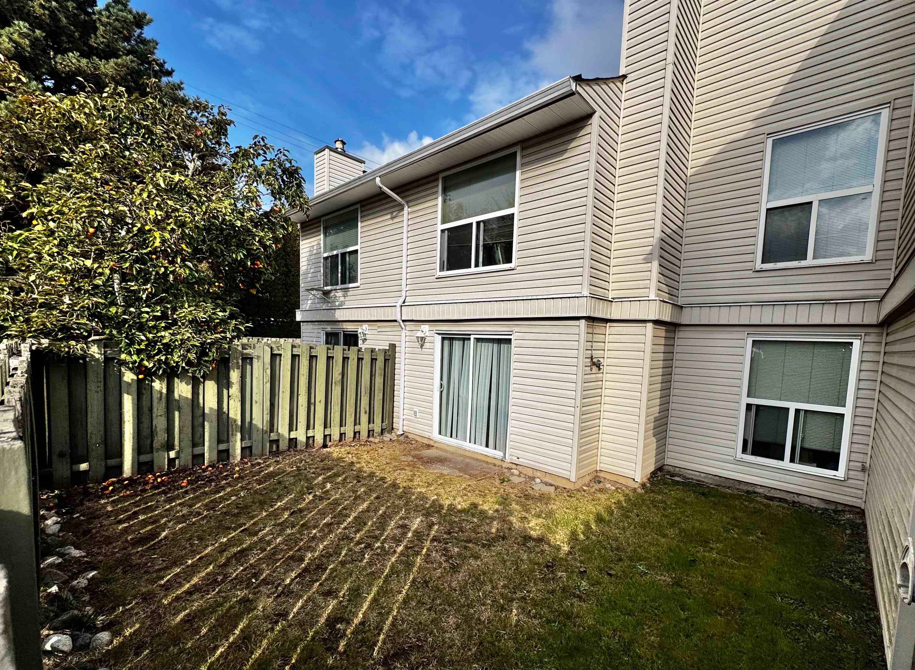 , Abbotsford — photo 2